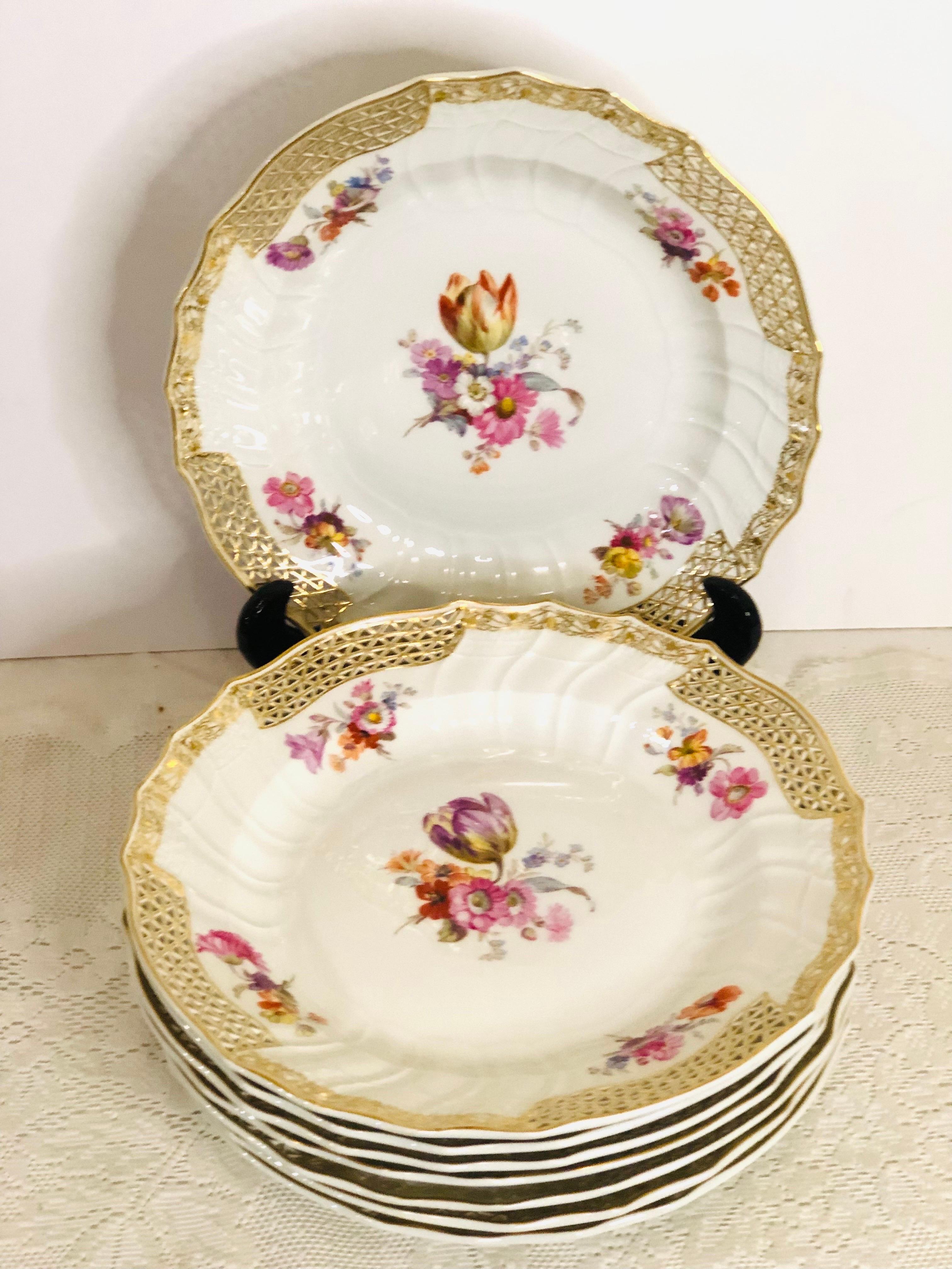 Set of 8 KPM Dinner Plates with Reticulated Border And Different Flower Bouquets For Sale 4