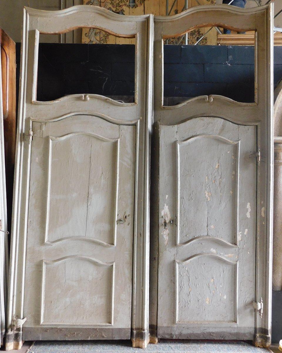 Set of 8 Lacquered Interior Doors with Frame and Overdoor, '700 Italy For Sale 1