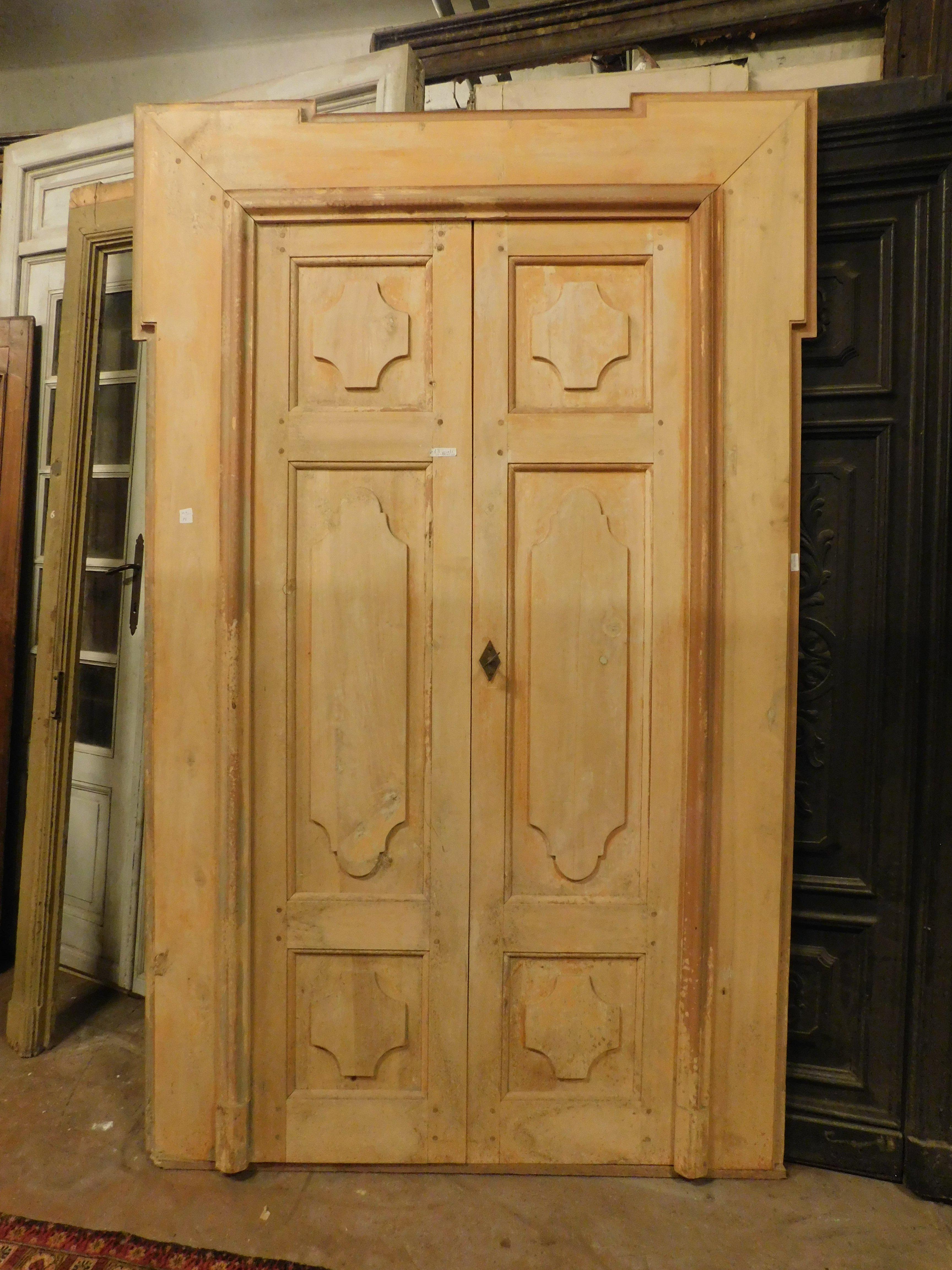 Italian set of 8 lacquered poplar double doors with original frame, Italy For Sale