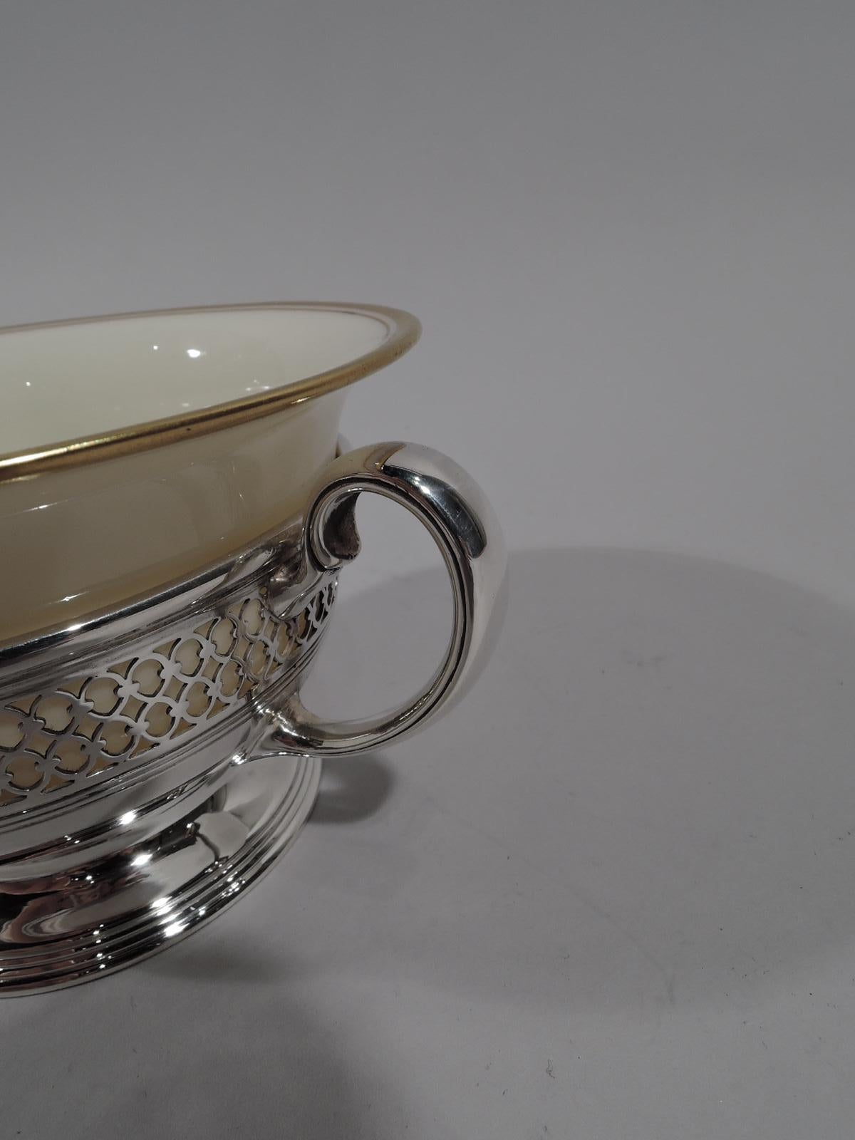 Set of 8 Lenox Porcelain Bouillon Bowls in Tiffany Sterling Silver Holders im Zustand „Hervorragend“ in New York, NY