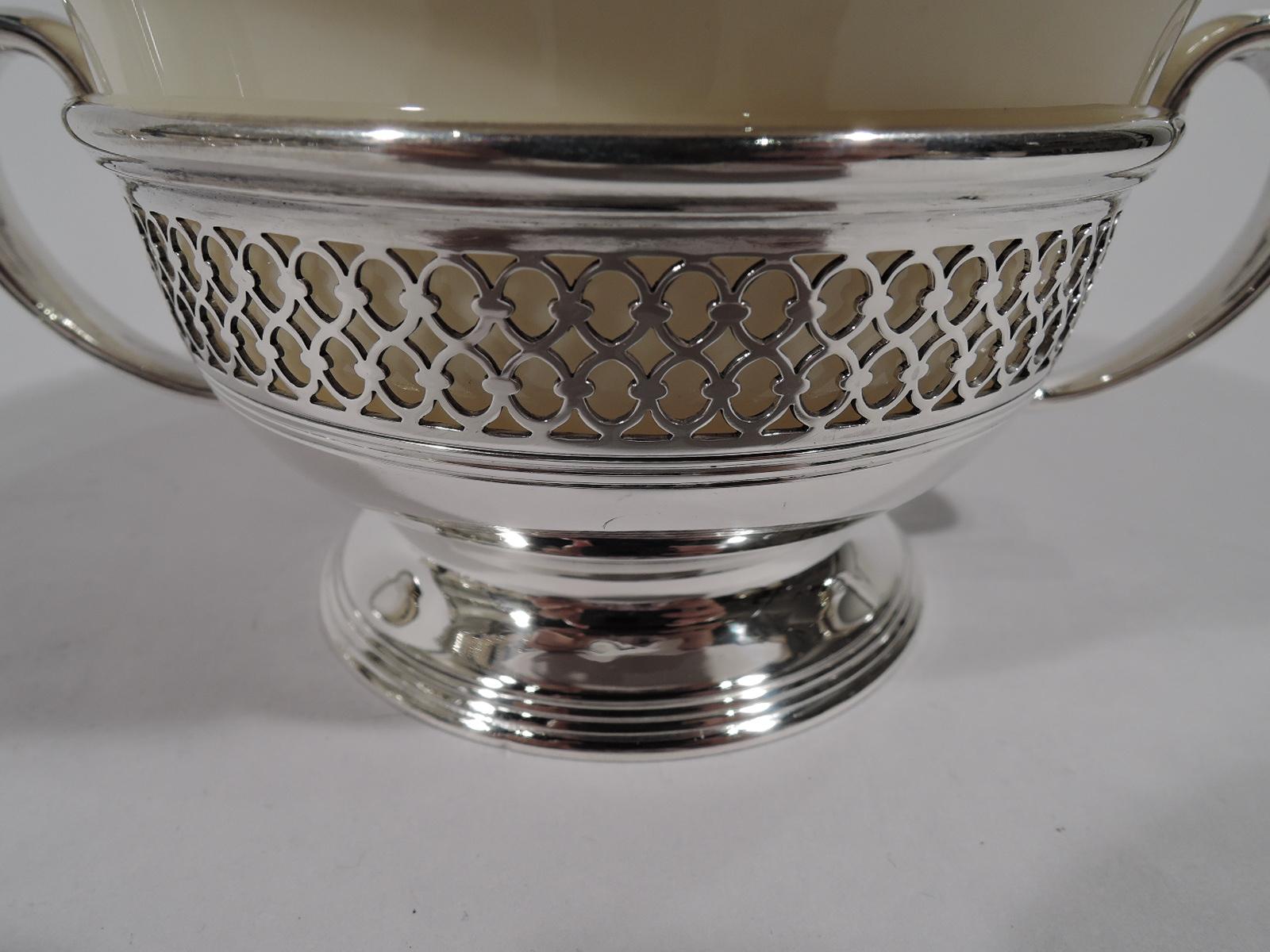 Set of 8 Lenox Porcelain Bouillon Bowls in Tiffany Sterling Silver Holders (20. Jahrhundert)