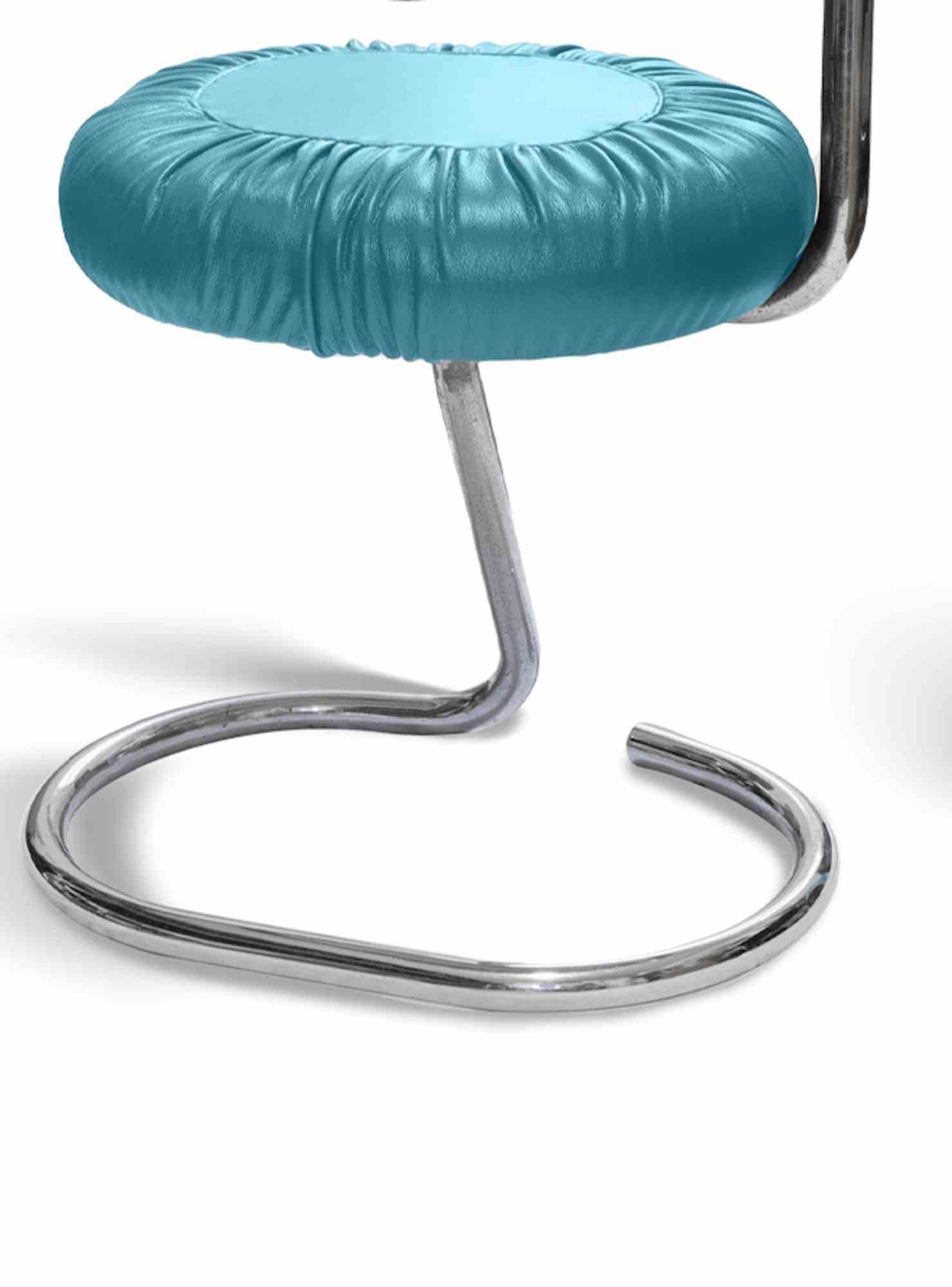 Set of 8 Light Blue Cobra Chairs is a set of chairs realized in the 1970s by Giotto Stoppino (Milan, 1926).

Chromed tubular steel structure and light blue fabric.

This 'Cobra' chair was designed by Giotto Stoppino during the 1970s and produced in
