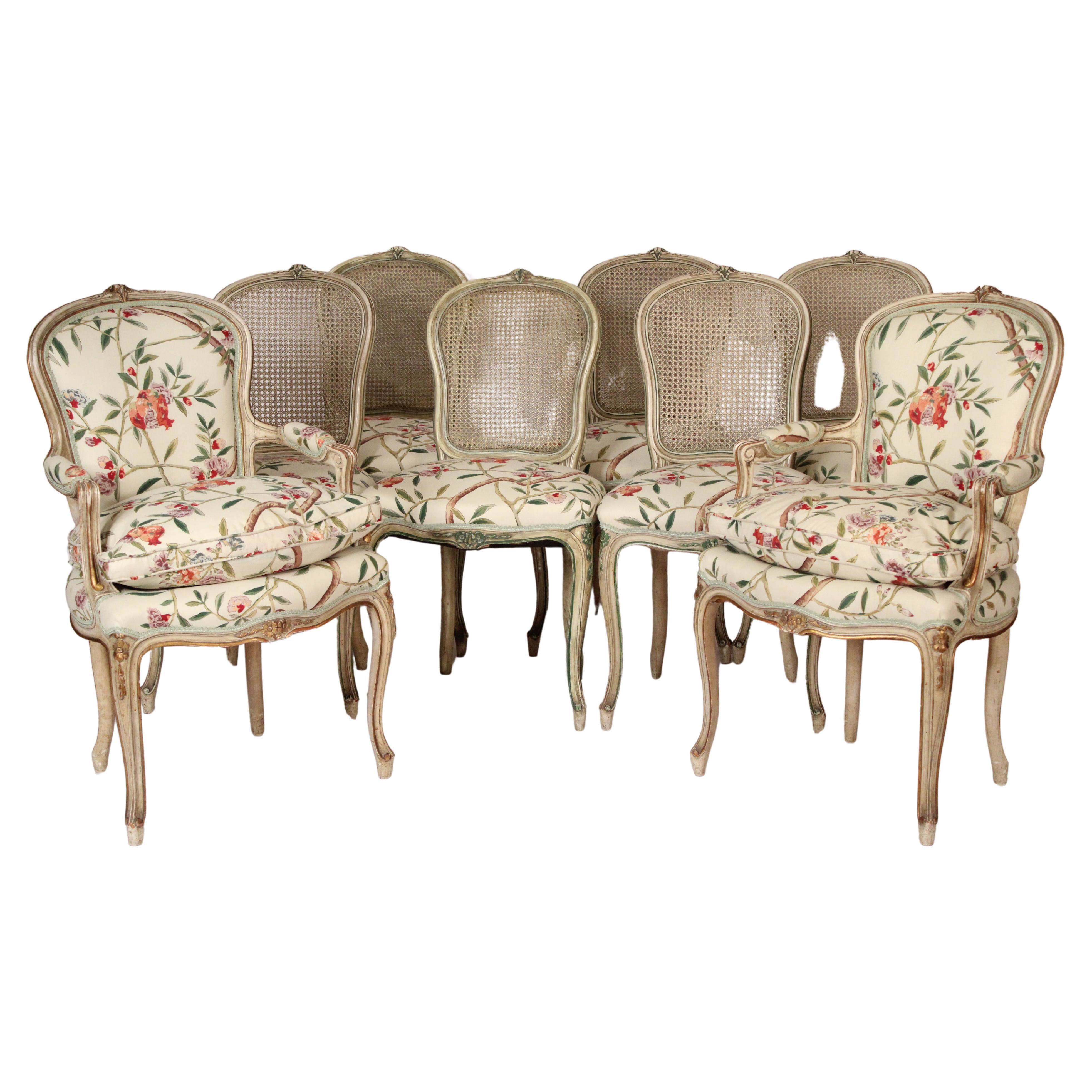 Ensemble de 8 chaises de salle à manger peintes de style Louis XV en vente