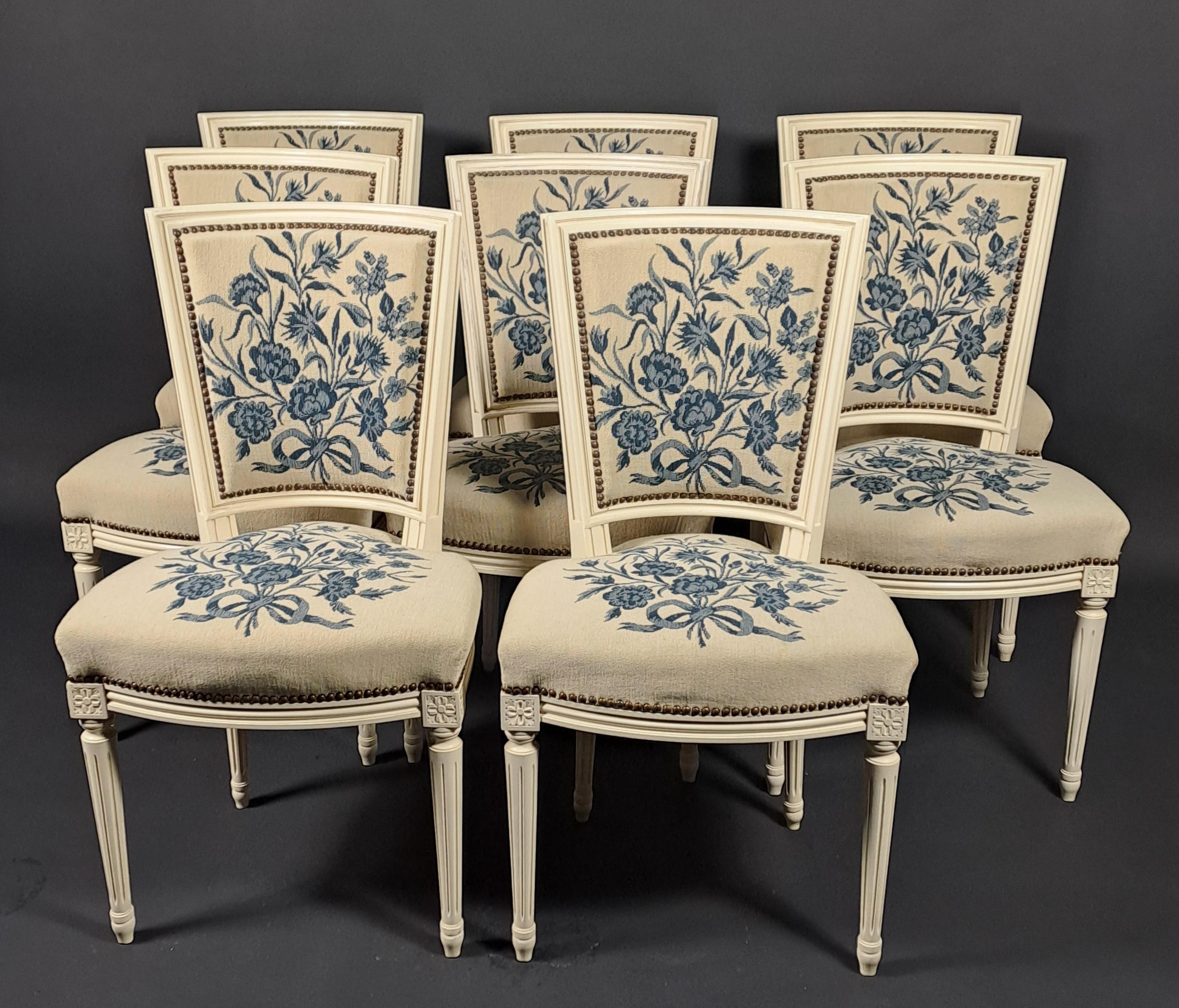 Set Of 8 Louis XVI Style Chairs In Lacquered Wood And Tapestry In Good Condition In BARSAC, FR