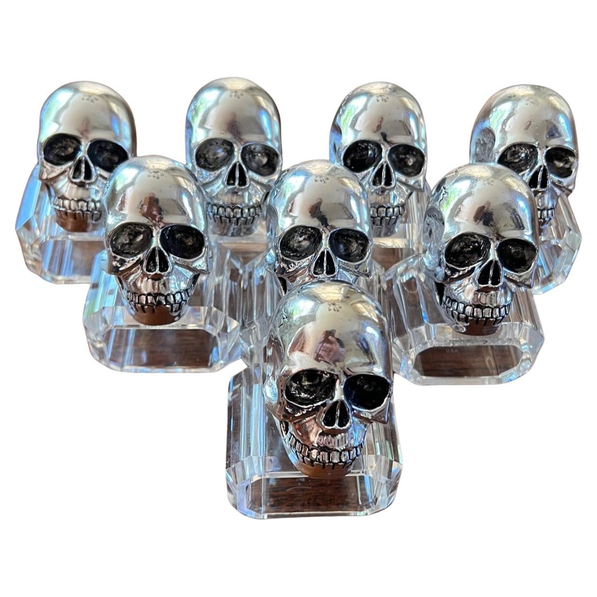 Set of 8 Lucite and Molded Skull Head Napkin Rings For Sale