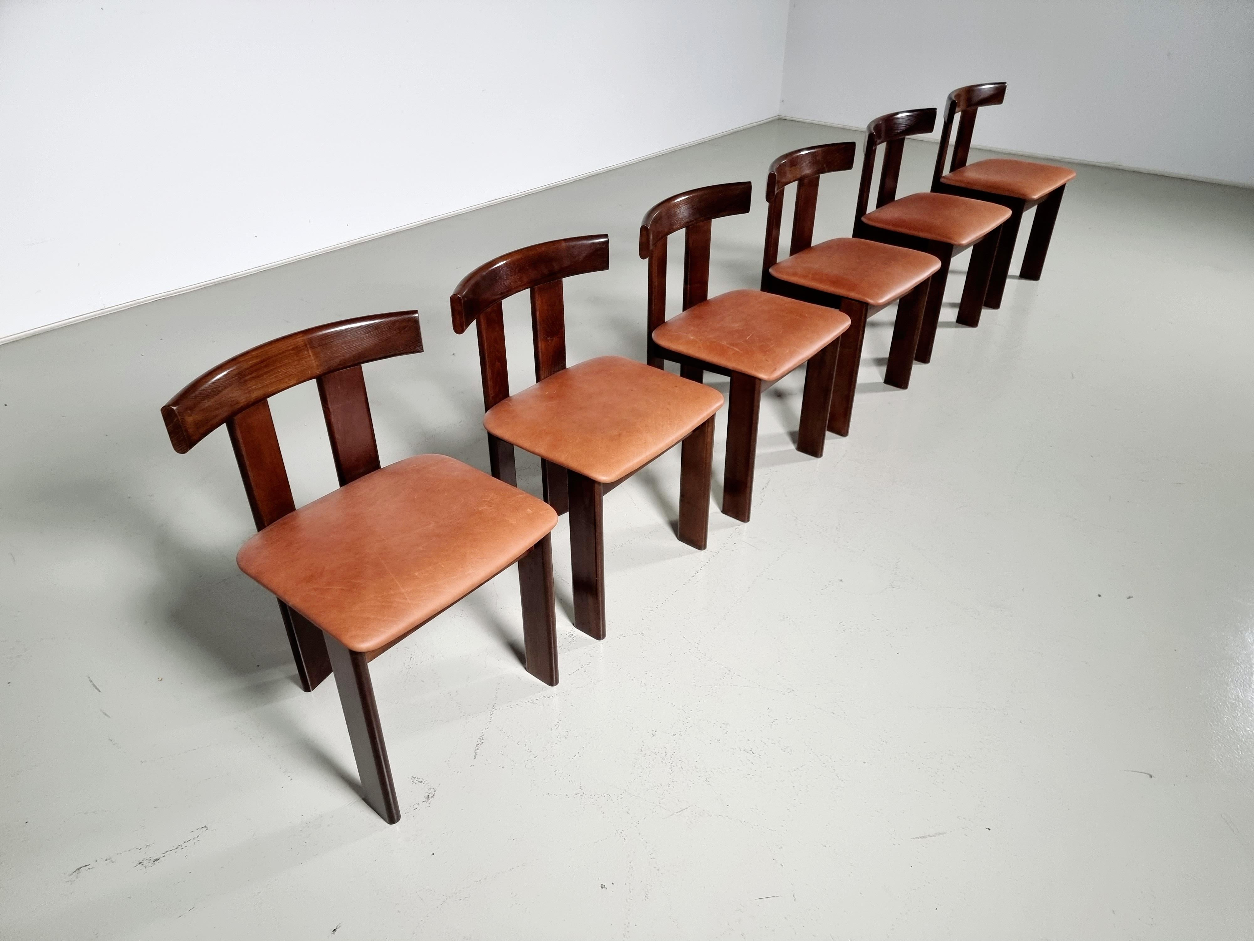 Mid-Century Modern Set of 6 Luigi Vaghi dining chairs in ash wood and cognac leather, Italy, 1960