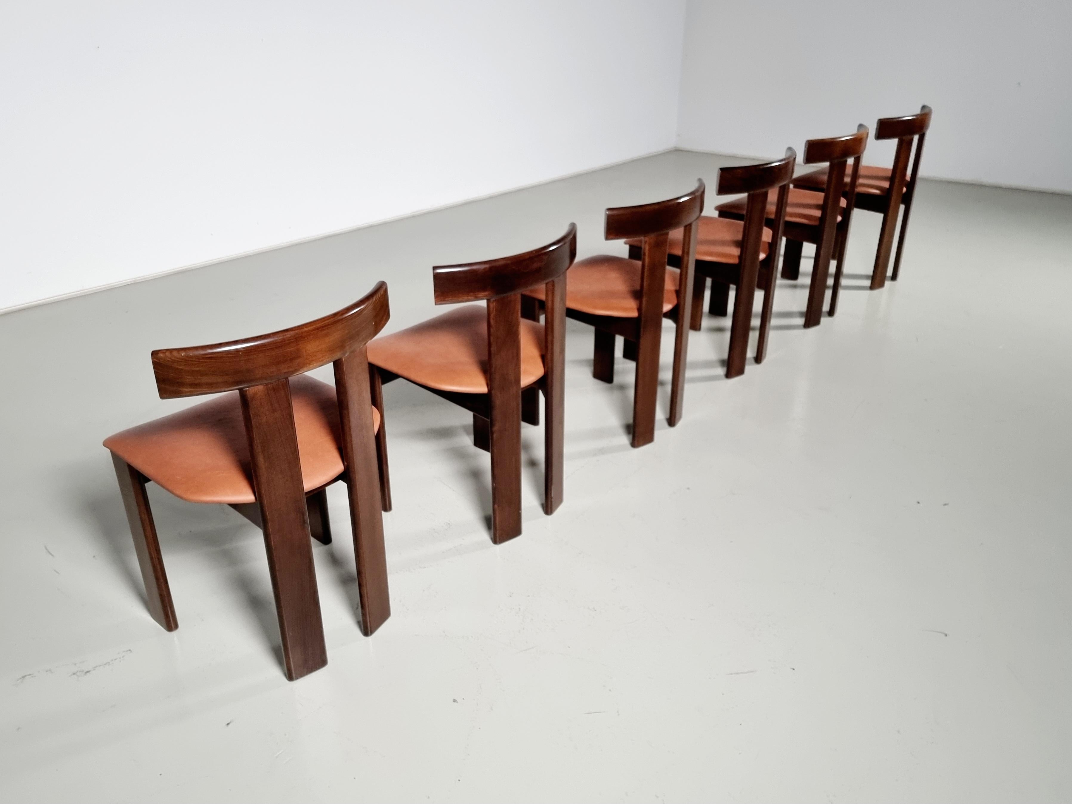 European Set of 6 Luigi Vaghi dining chairs in ash wood and cognac leather, Italy, 1960