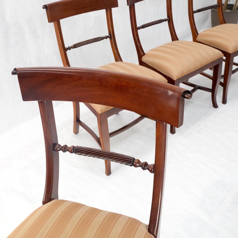 Set of 8 Mahogany Federal Style Dining Chairs For Sale at 1stDibs