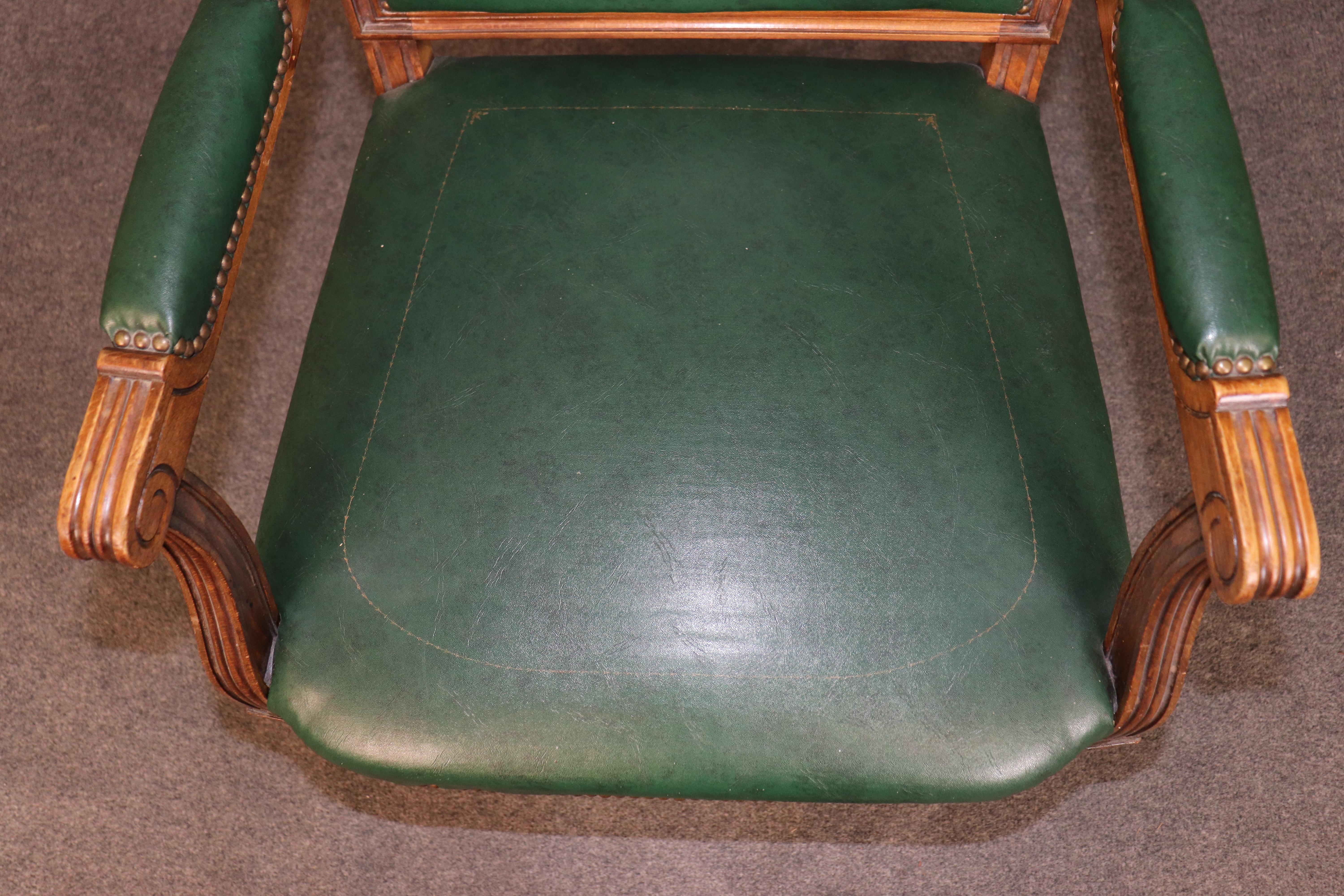 Satz von 8 Maison Jansen Stil Französisch Louis XVI Esszimmerstühle CIRCA 1950er Jahre im Angebot 7