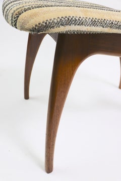 Set of 8 Matching Mid Century Modern Dining Chairs