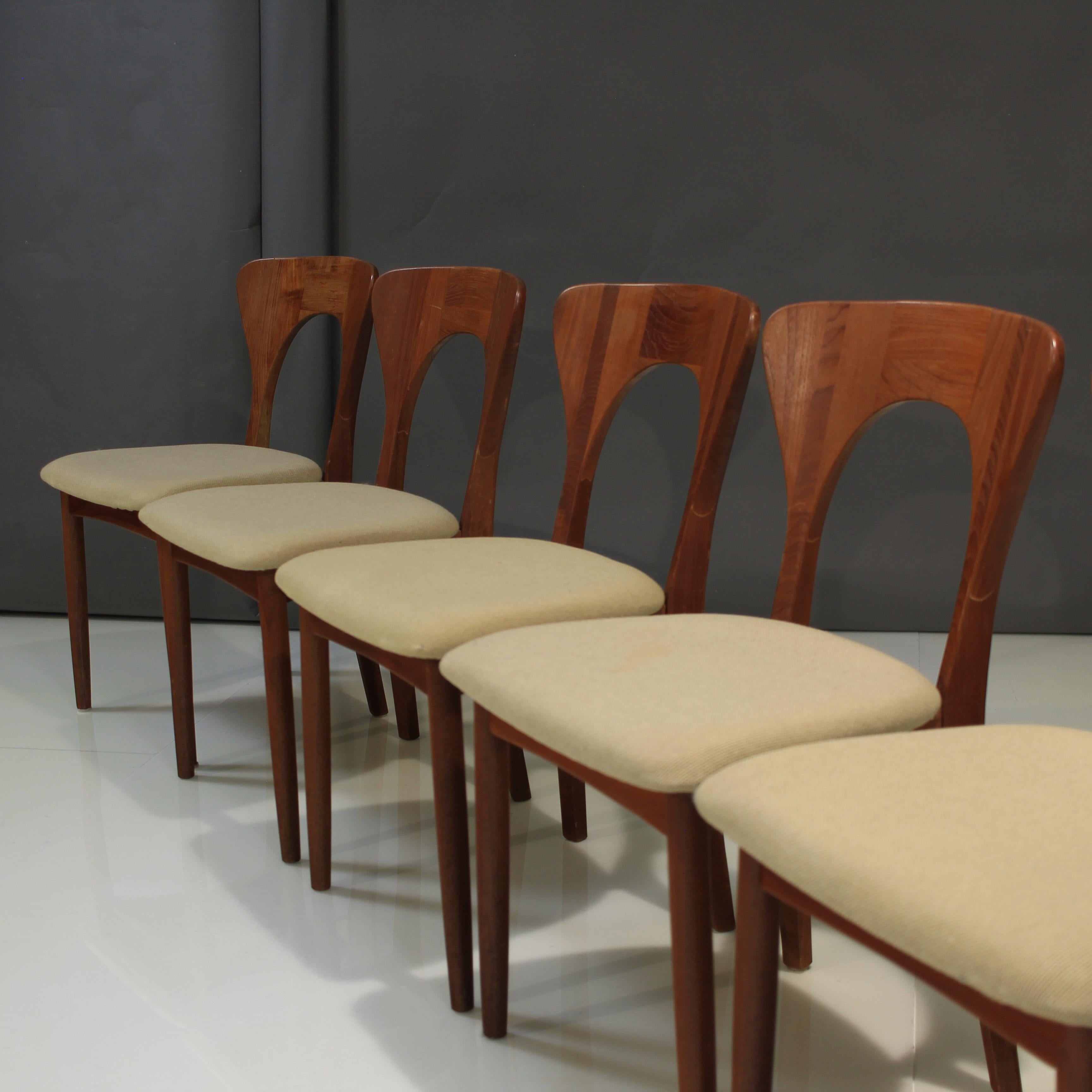 Danish Set of 8 Mid-20th Century Teak Peter Chairs by Niels Koefoed