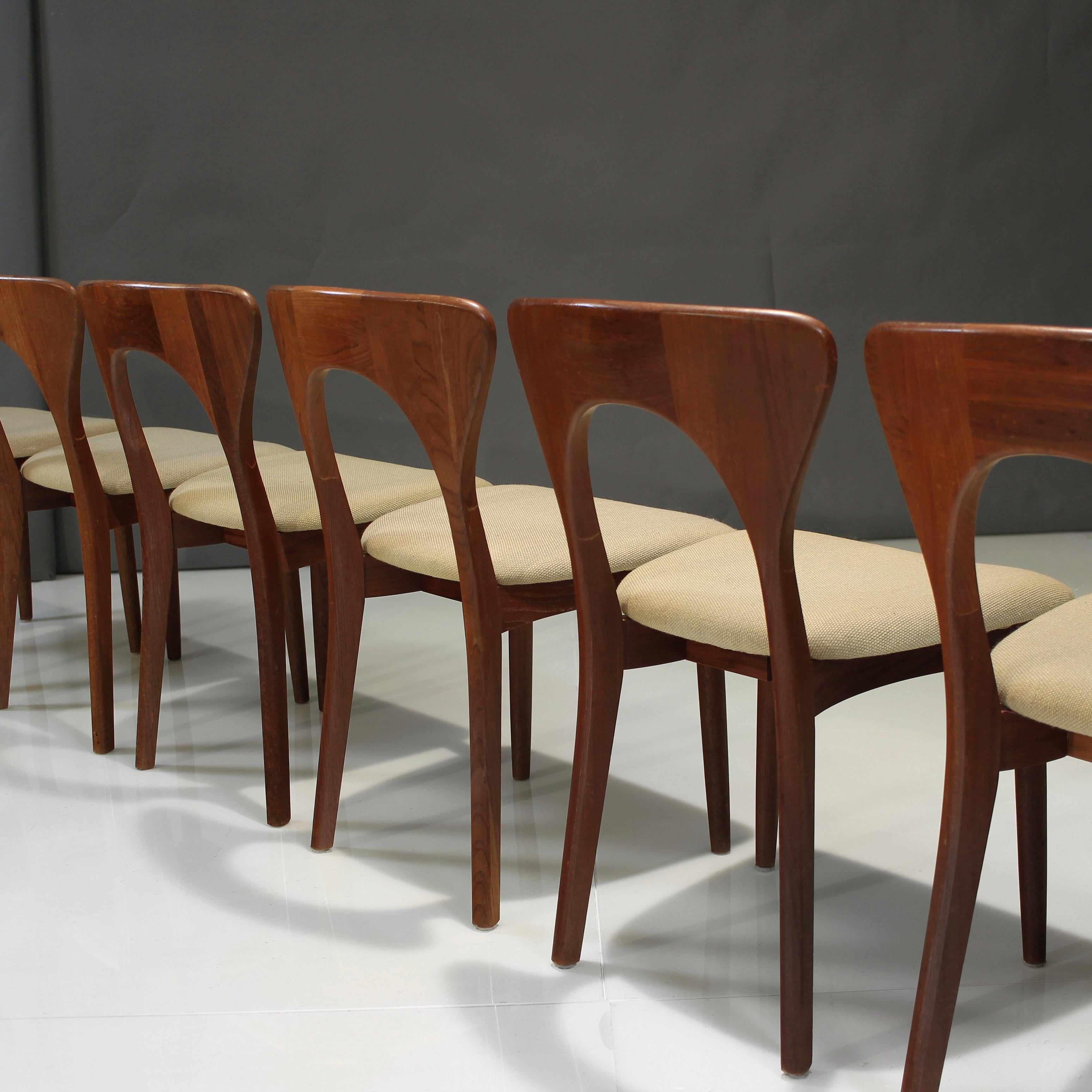 Fabric Set of 8 Mid-20th Century Teak Peter Chairs by Niels Koefoed