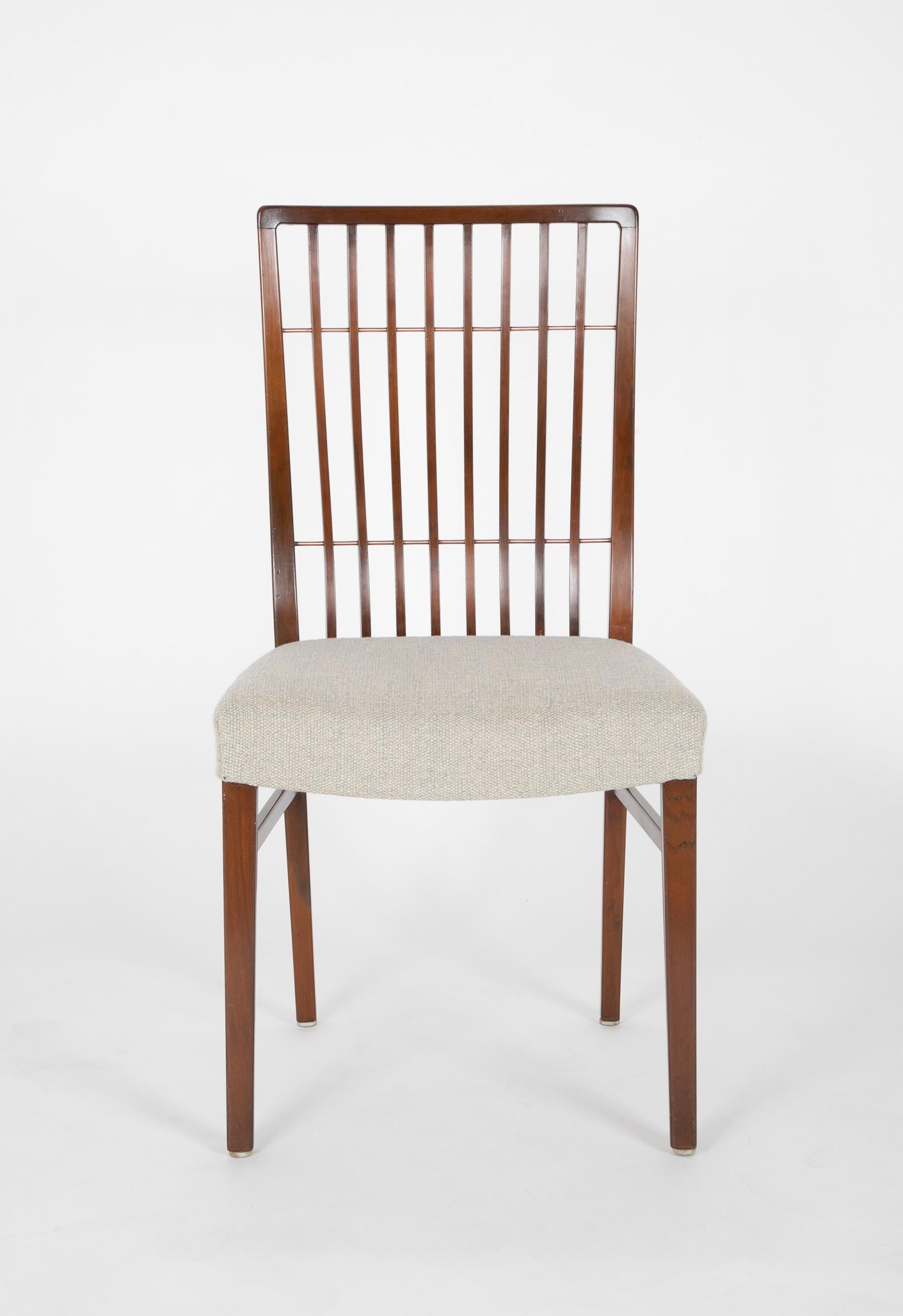 Set of 8 Mid-Century Danish Dining Chairs of Mahogany with Copper Accents In Good Condition For Sale In Stamford, CT