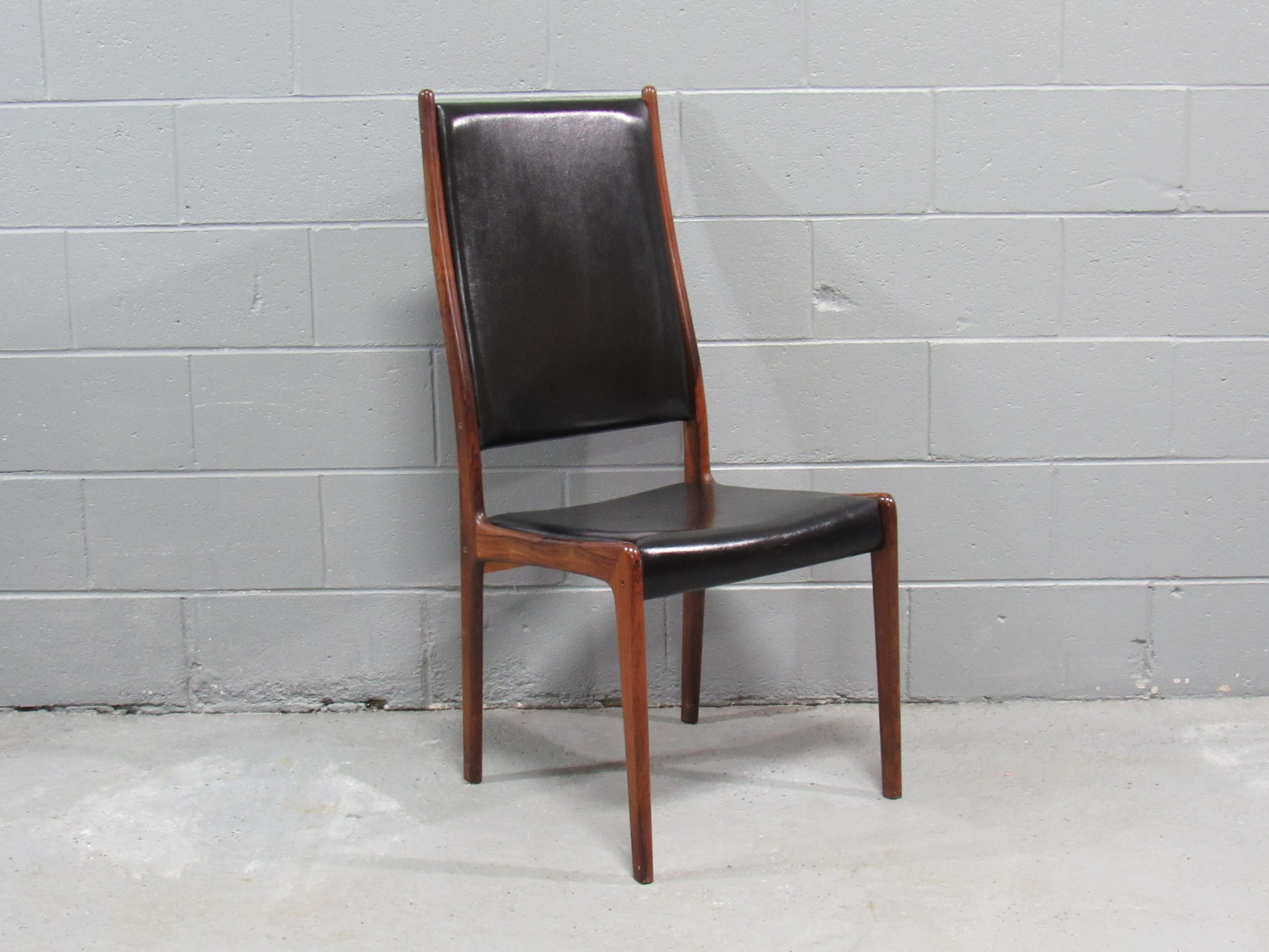 Mid-Century Modern Set of 8 Mid-Century Danish Modern Rosewood Dining Chairs by Johannes Andersen For Sale