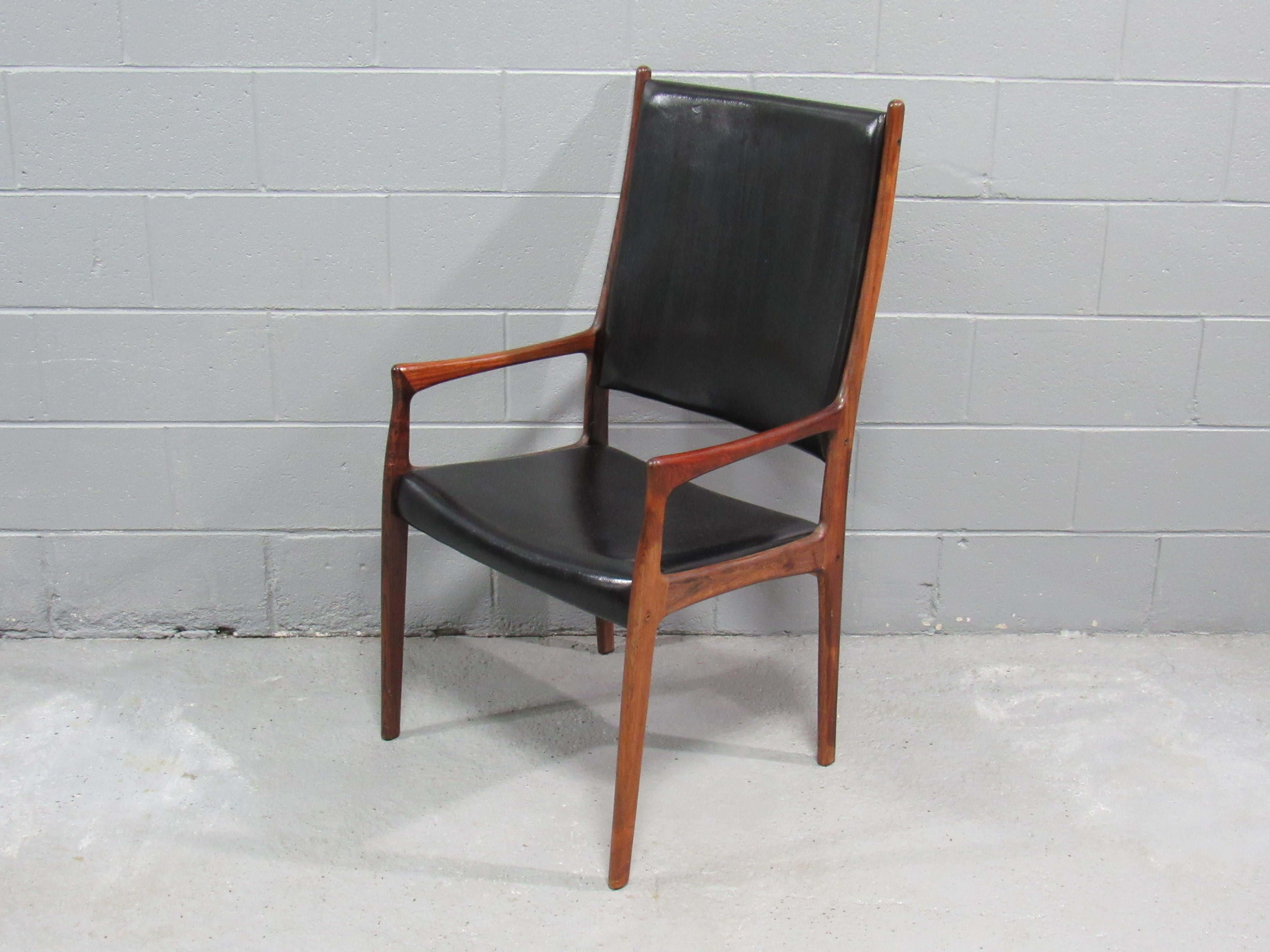 Mid-Century Modern Set of 8 Mid-Century Danish Modern Rosewood Dining Chairs by Johannes Andersen For Sale