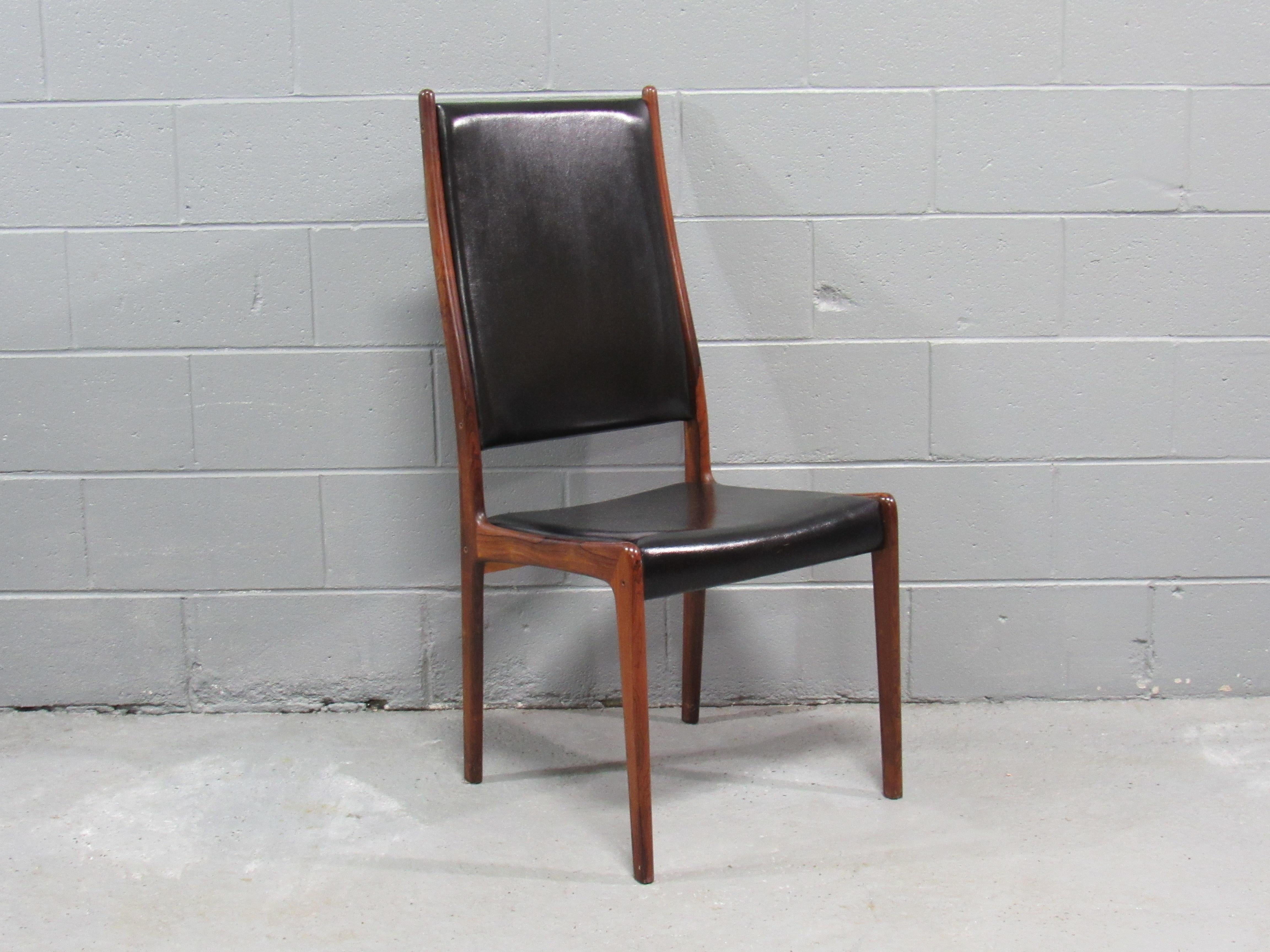 Faux Leather Set of 8 Mid-Century Danish Modern Rosewood Dining Chairs by Johannes Andersen For Sale