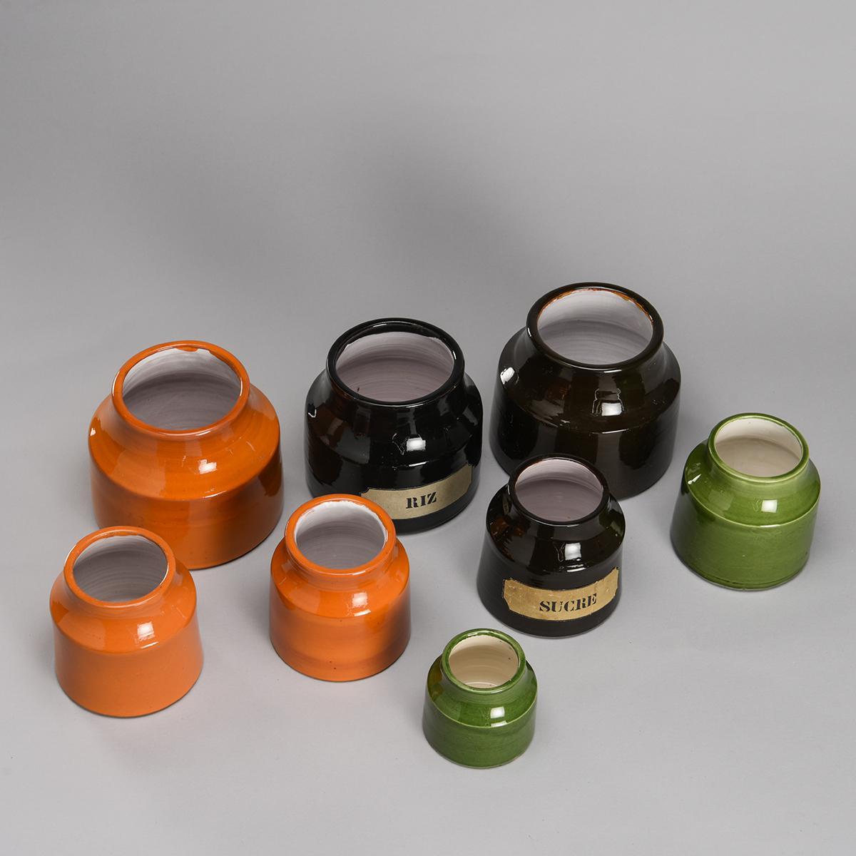 Set of 8 mid-century French ceramic pots by Mado Jolain, France circa 1960 For Sale 4
