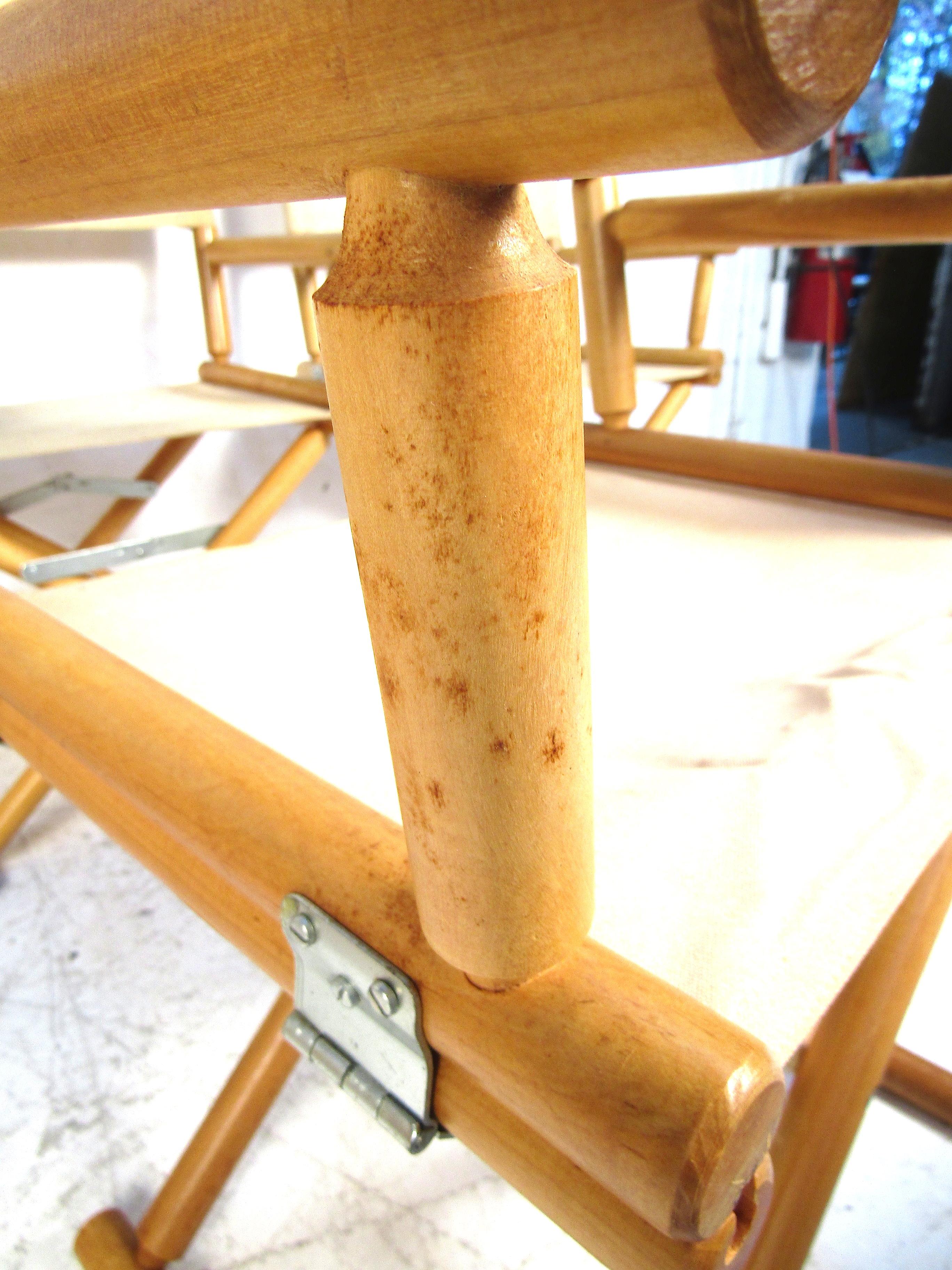 Set of 8 Midcentury Hard Wood Folding Chairs 4