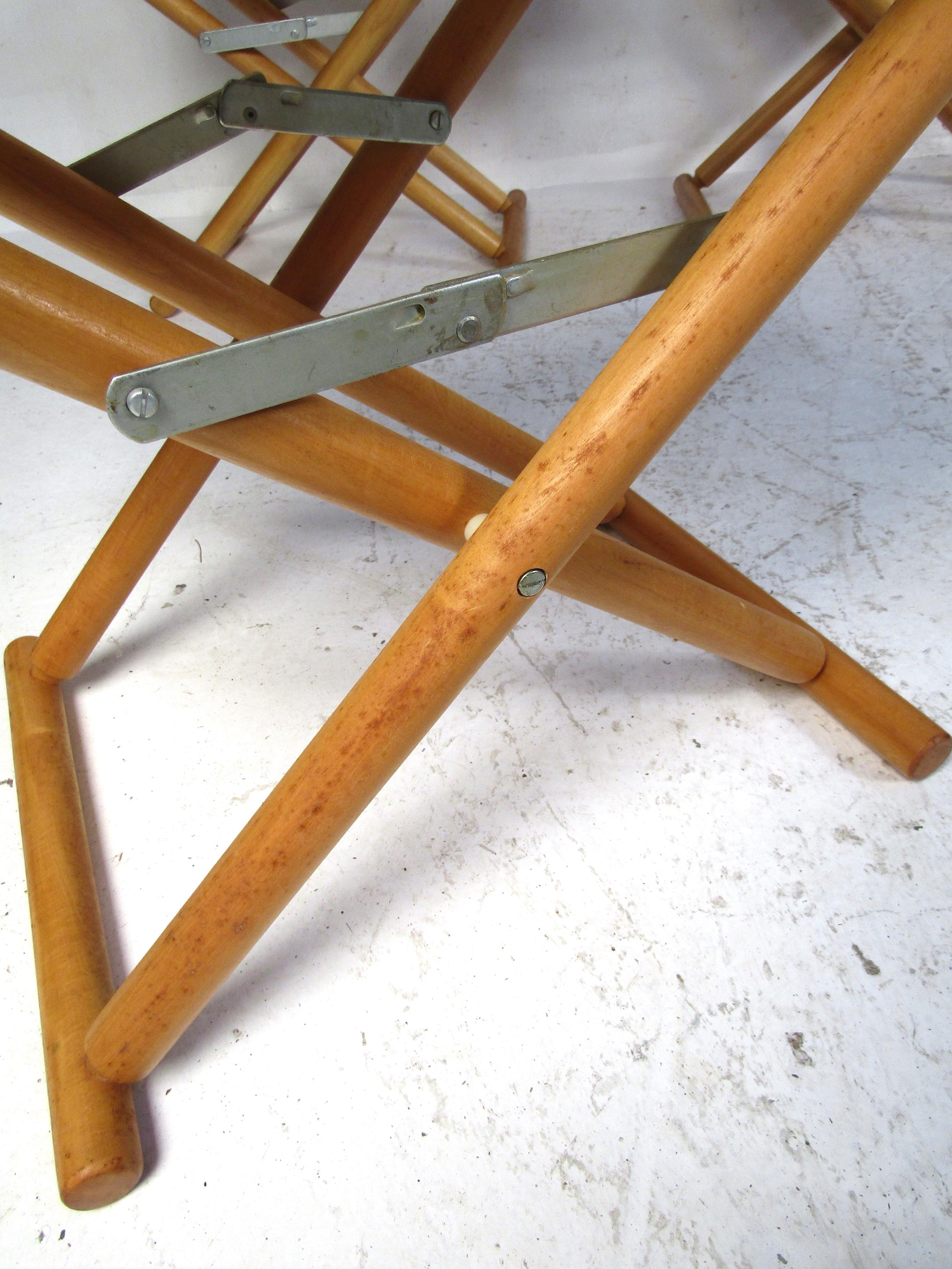 Set of 8 Midcentury Hard Wood Folding Chairs 8