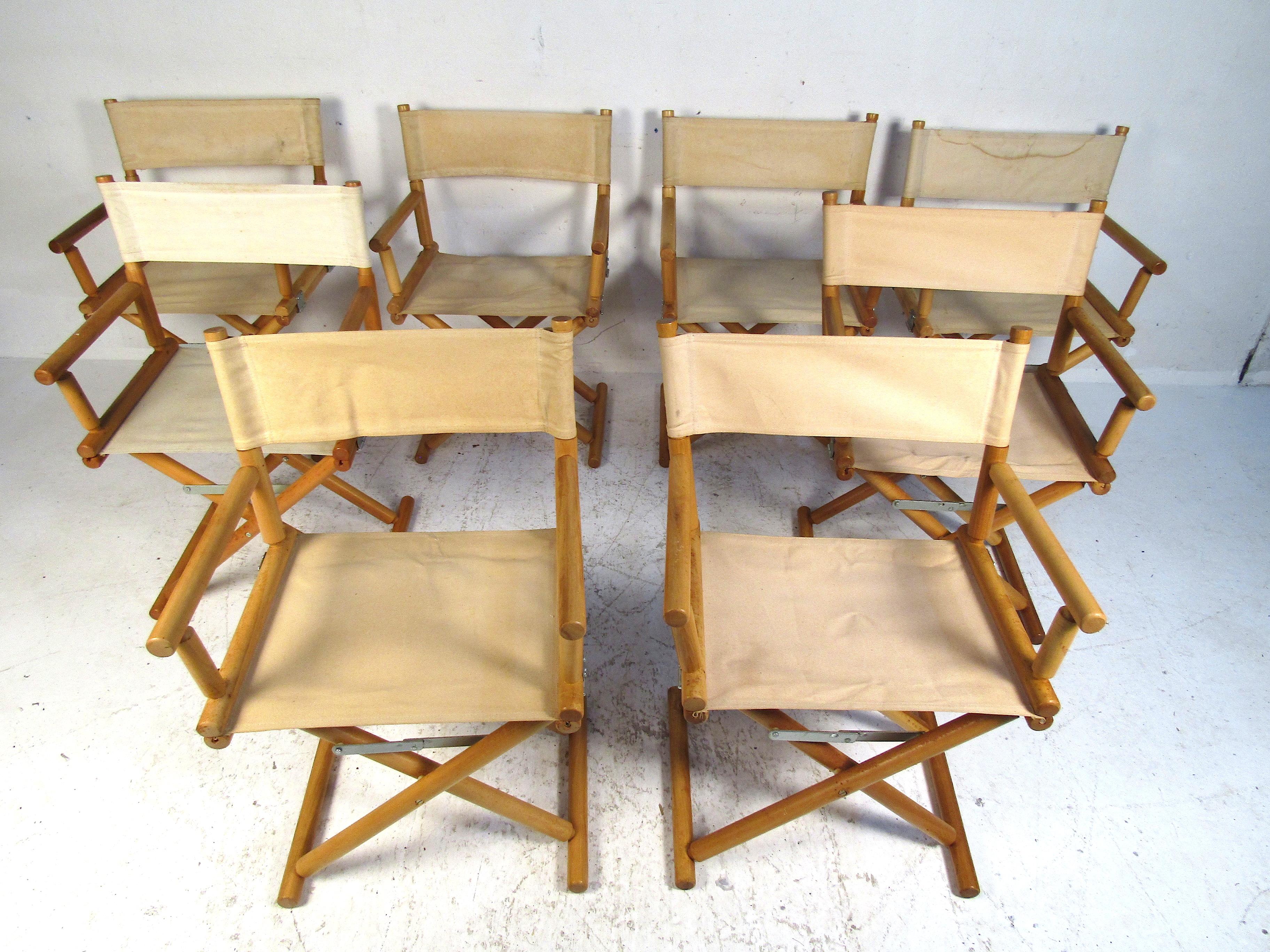 Set of 8 Midcentury Hard Wood Folding Chairs In Good Condition In Brooklyn, NY
