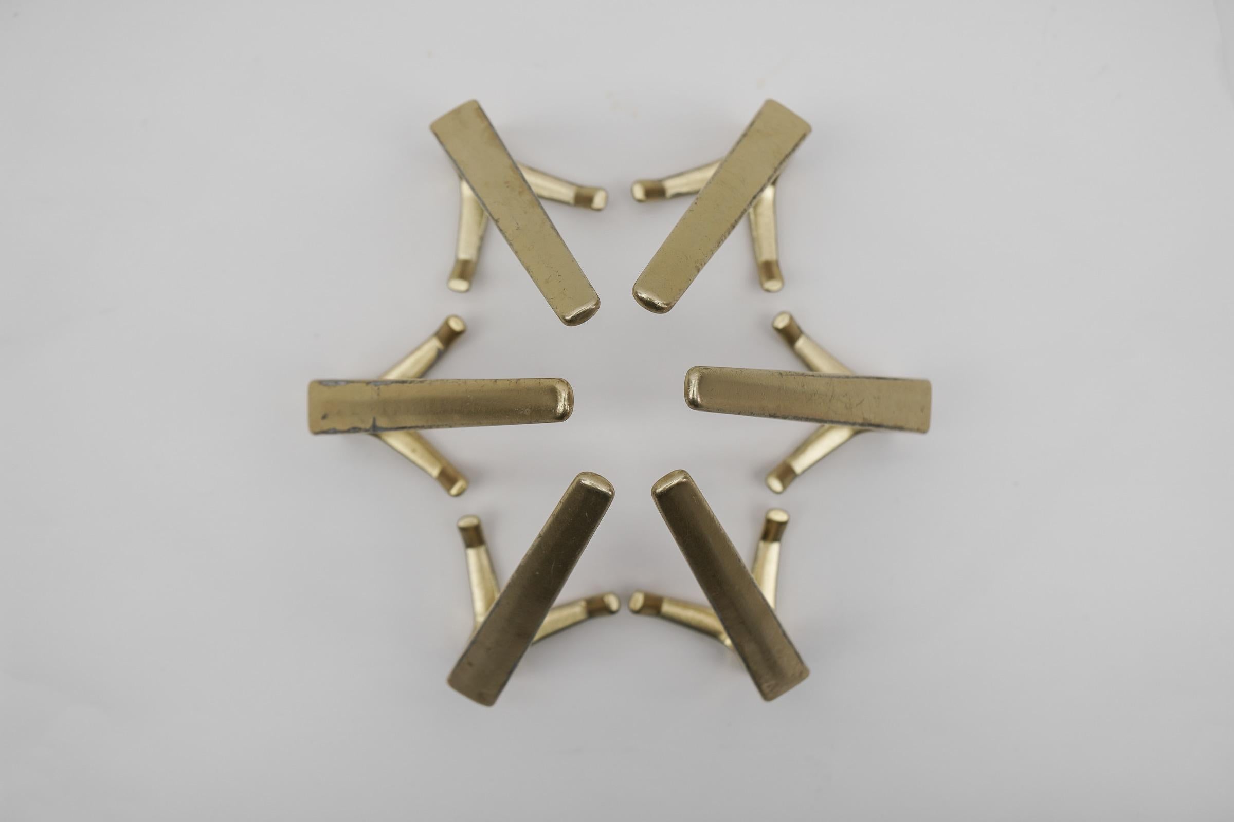 Set of 8 Mid-Century Modern Brass Wall Hooks, Austria, 1960s For Sale 2