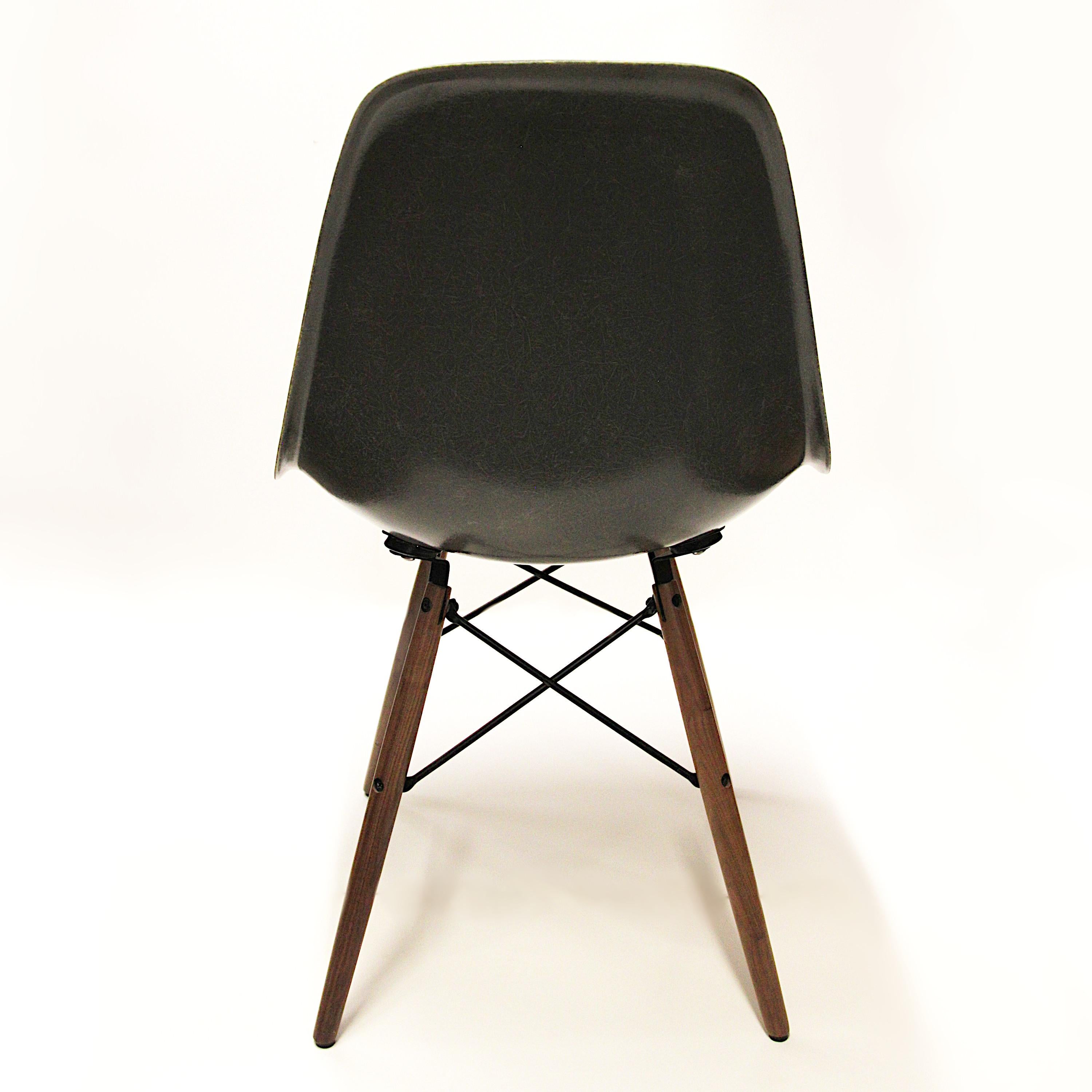 Late 20th Century Set of 8 Mid-Century Modern Charcoal Gray Dowel Base Eames Dining Shell Chairs