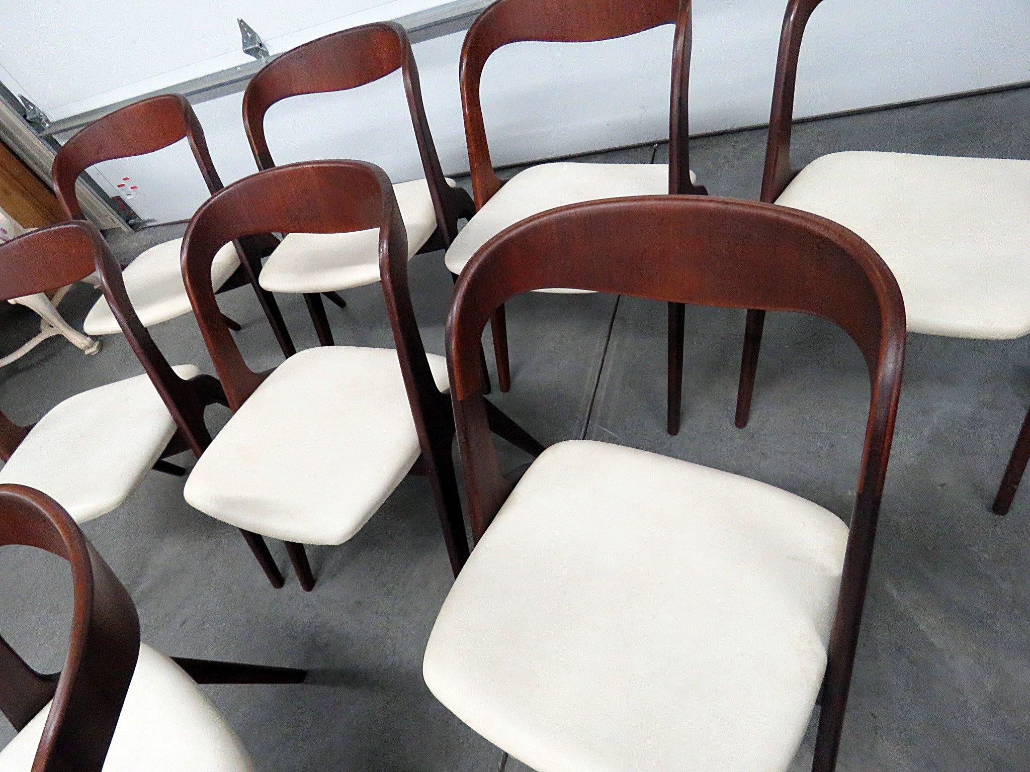 Set of 8 Mid-Century Modern Danish Dining Chairs 3