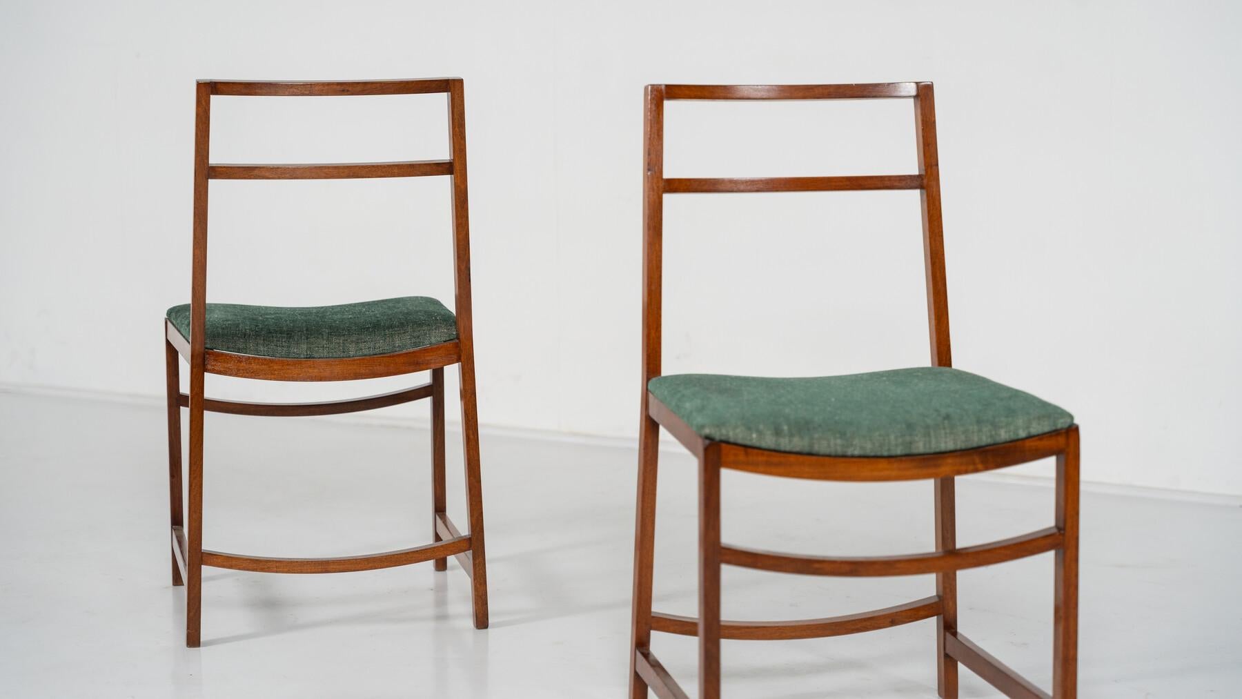Set of 8 Mid-Century Modern Dining Chairs by Renato Venturi for MIM, 1950s For Sale 6