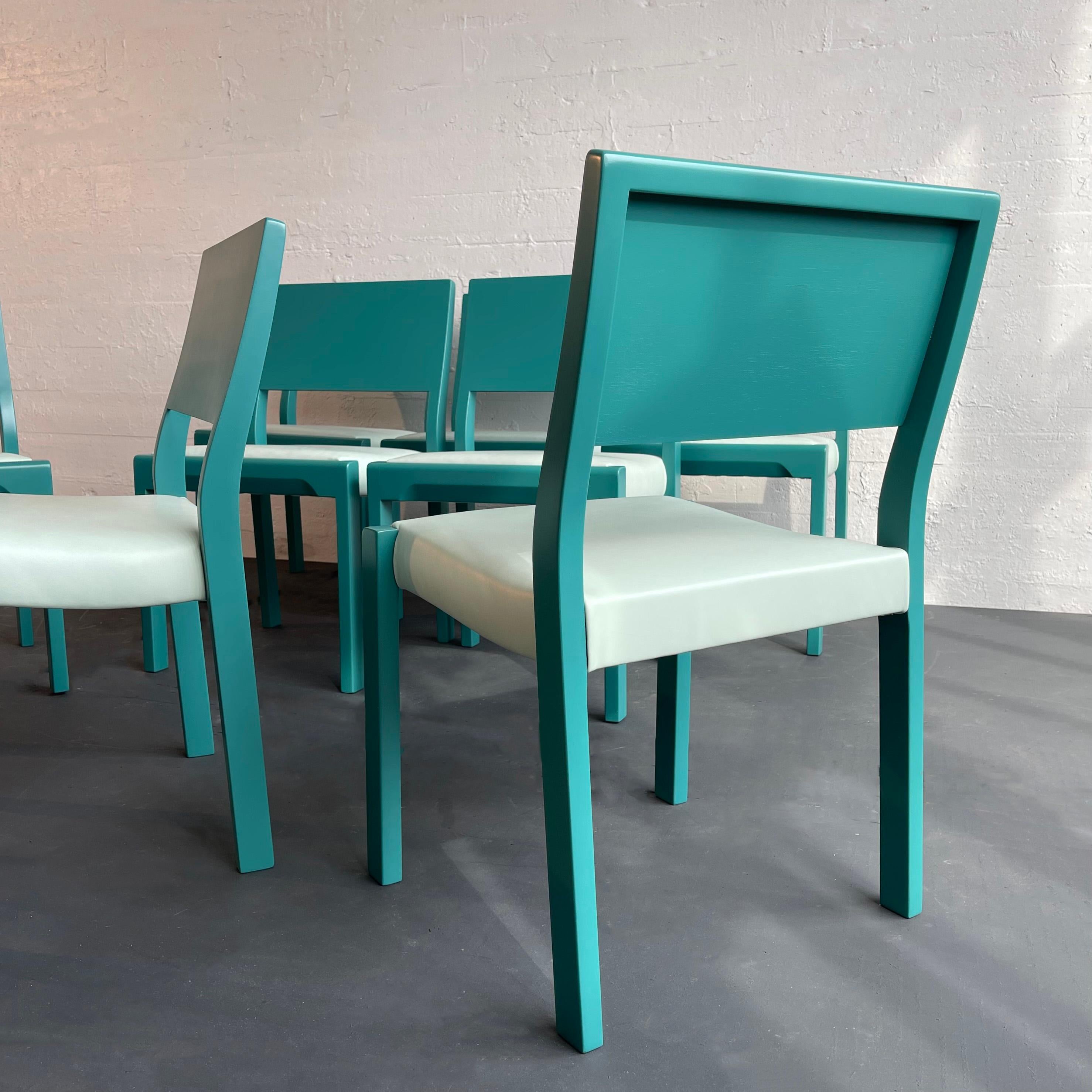 Set Of 8 Mid-Century Modern Dining Chairs By Thonet For Sale 1