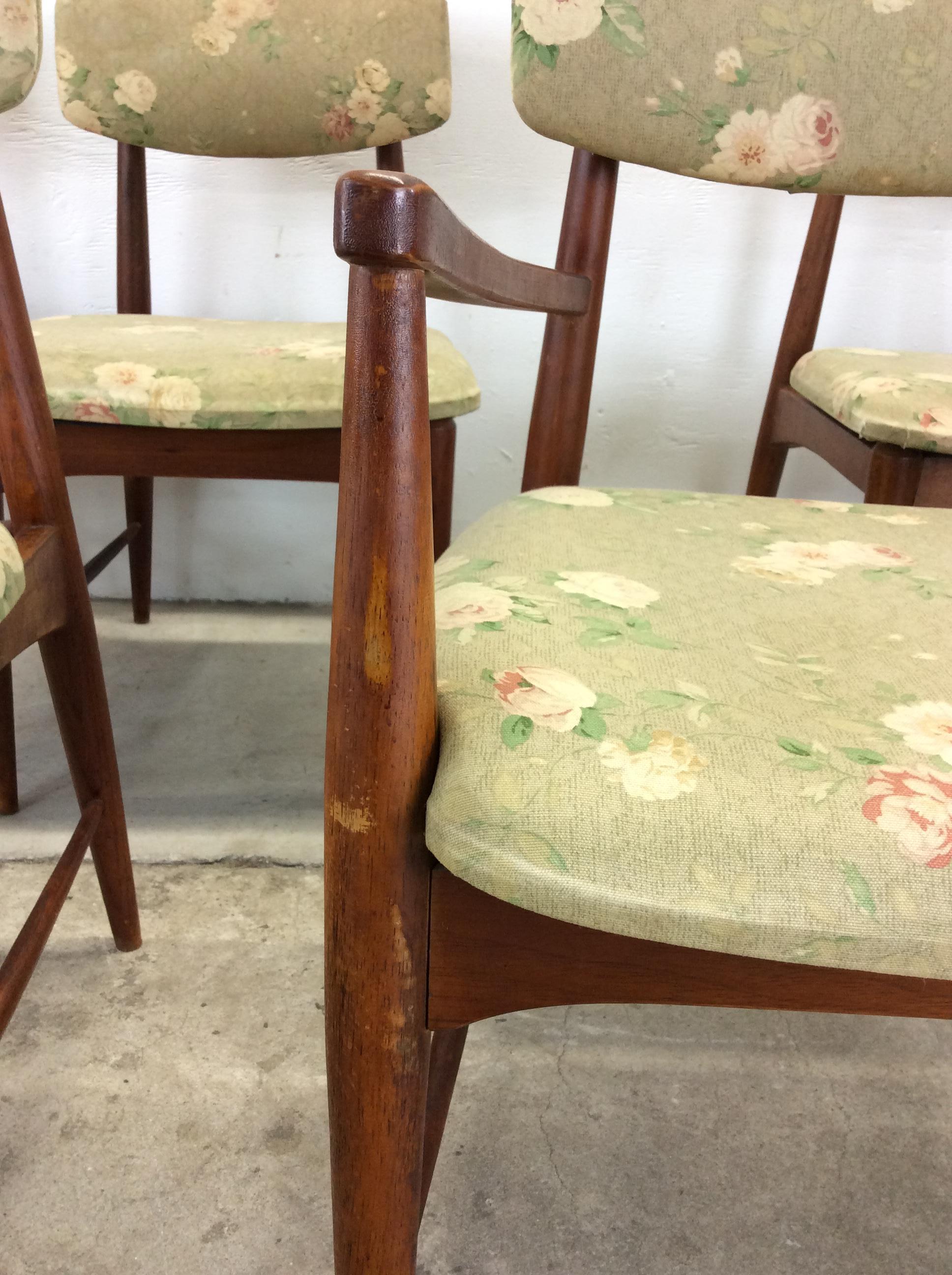 Set of 8 Mid Century Modern Dining Room Chairs with Vintage Upholstery For Sale 7