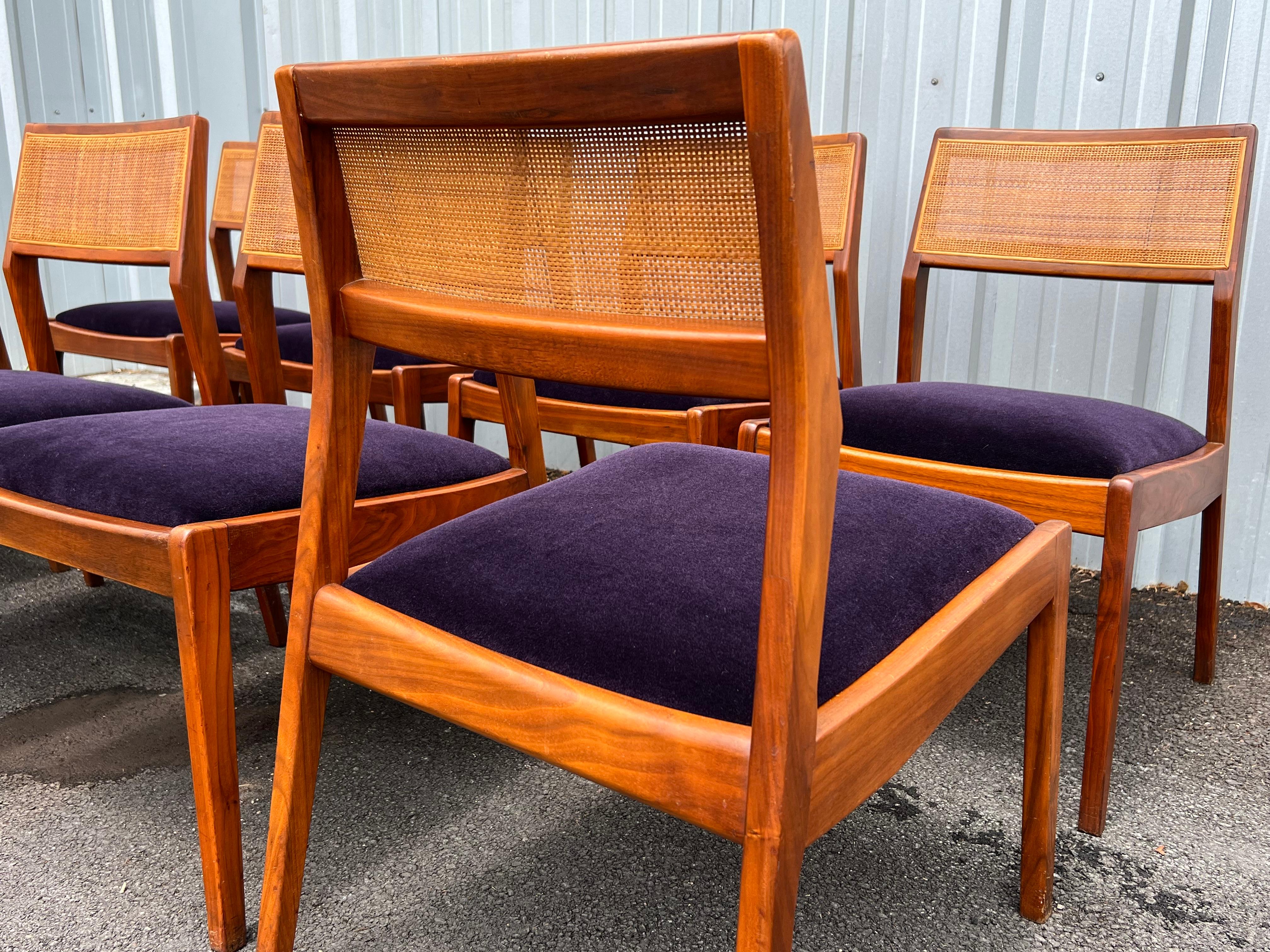 Set of 8 Mid-Century Modern Foster-McDavid Dining Chairs 4