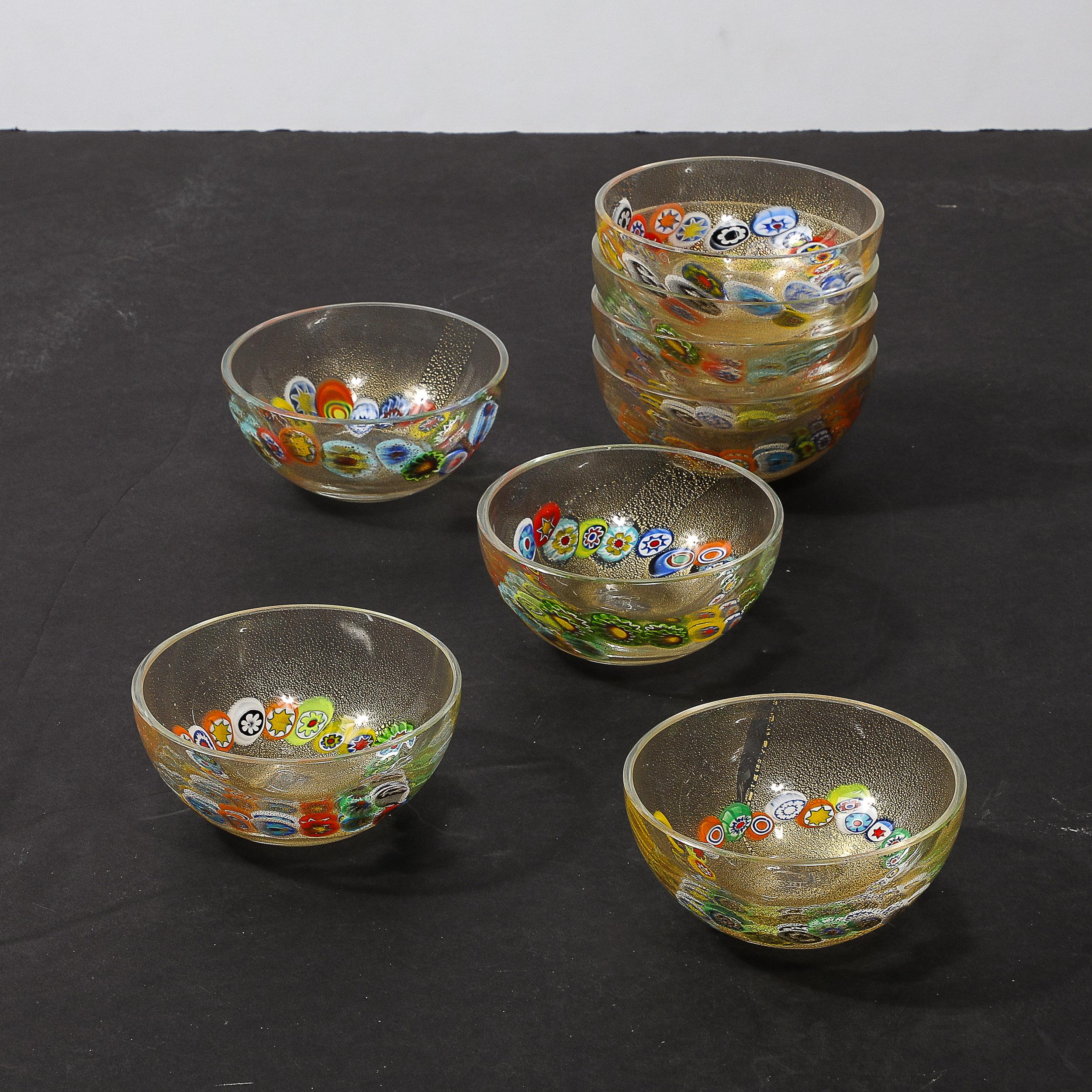 Ensemble de 8 bols millifiori de Murano soufflés à la main et or 24 carats, de style mi-siècle moderne en vente 11
