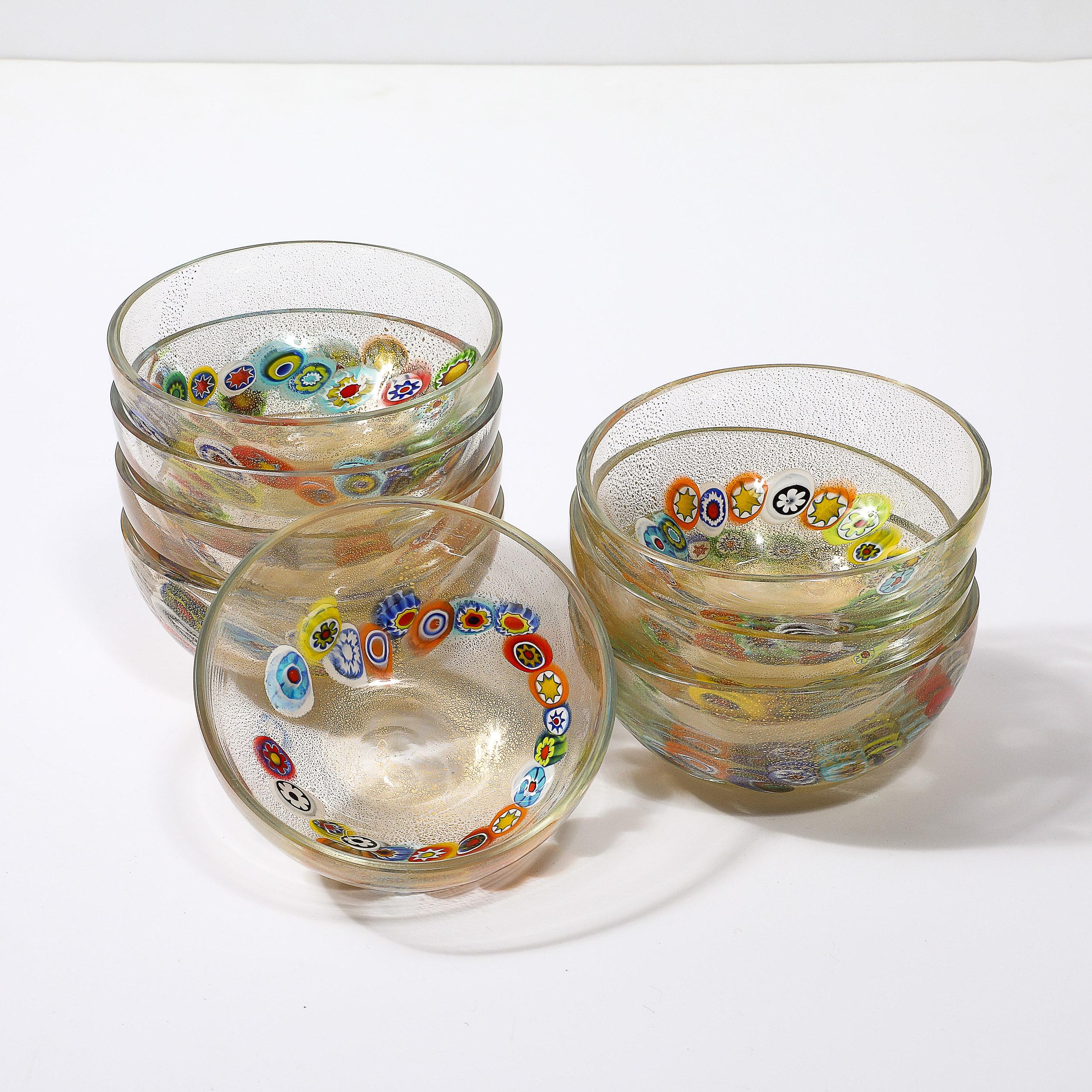 italien Ensemble de 8 bols millifiori de Murano soufflés à la main et or 24 carats, de style mi-siècle moderne en vente