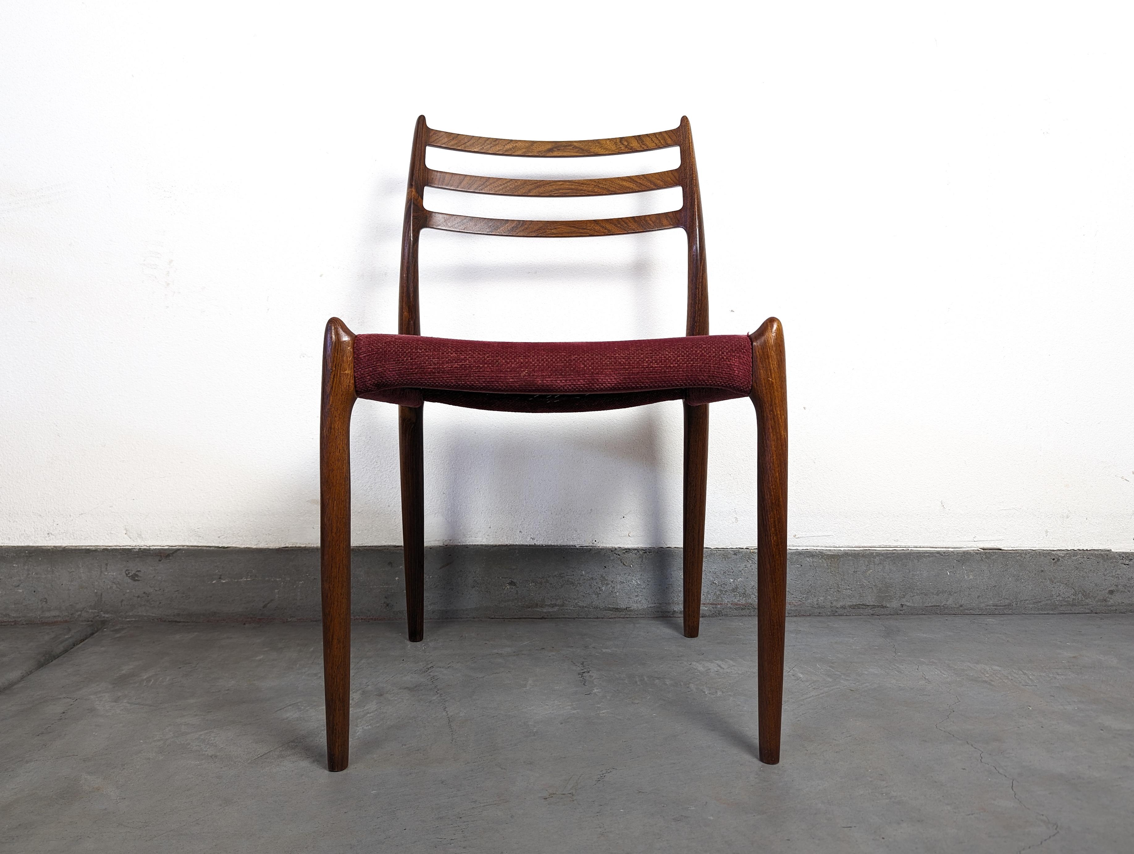Ensemble de 8 chaises de salle à manger en palissandre The Moderns 62 & 78 de J.L.Møller en vente 9