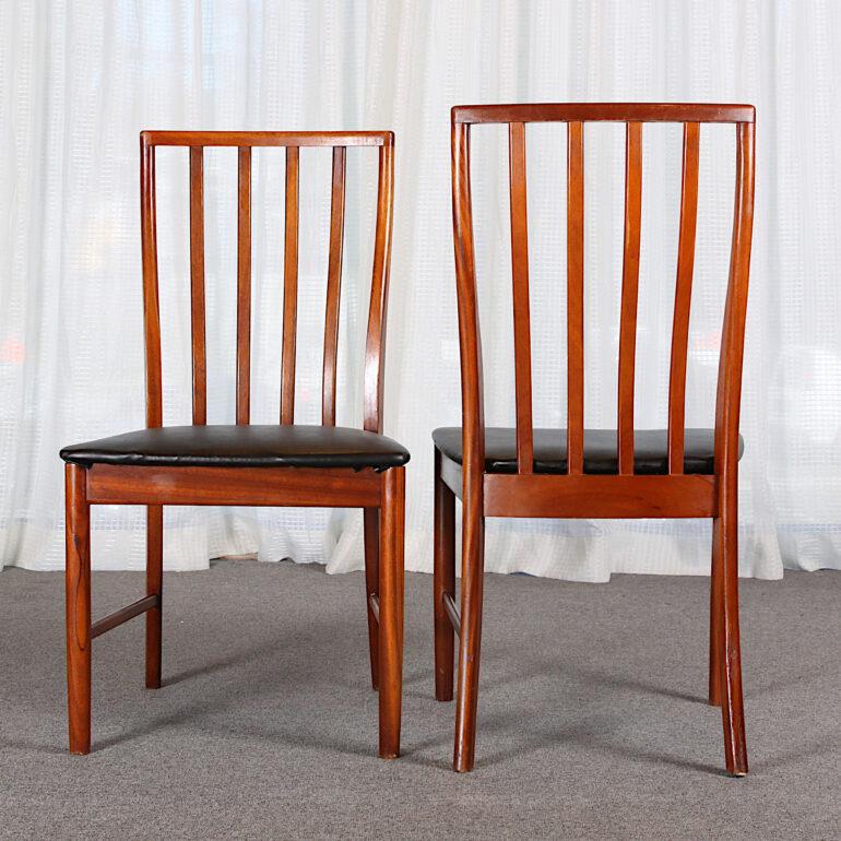 20th Century Set of 8 Mid-Century Modern Teak Dining Chairs