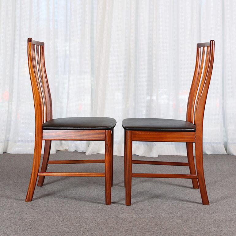 Set of 8 Mid-Century Modern Teak Dining Chairs 1