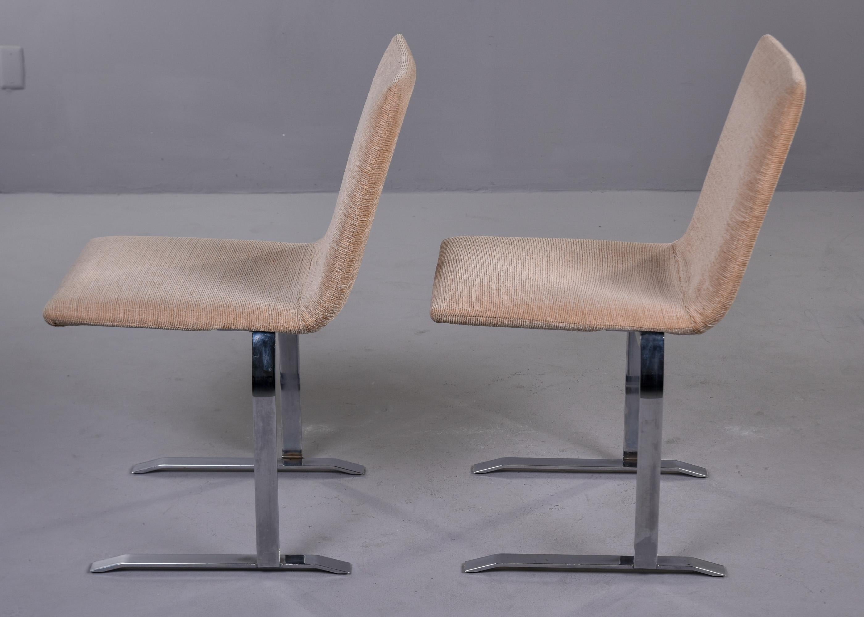 Italian Set of 8 Mid Century Steel Base Dining Chairs by Giovanni Offredi for Saporiti  For Sale