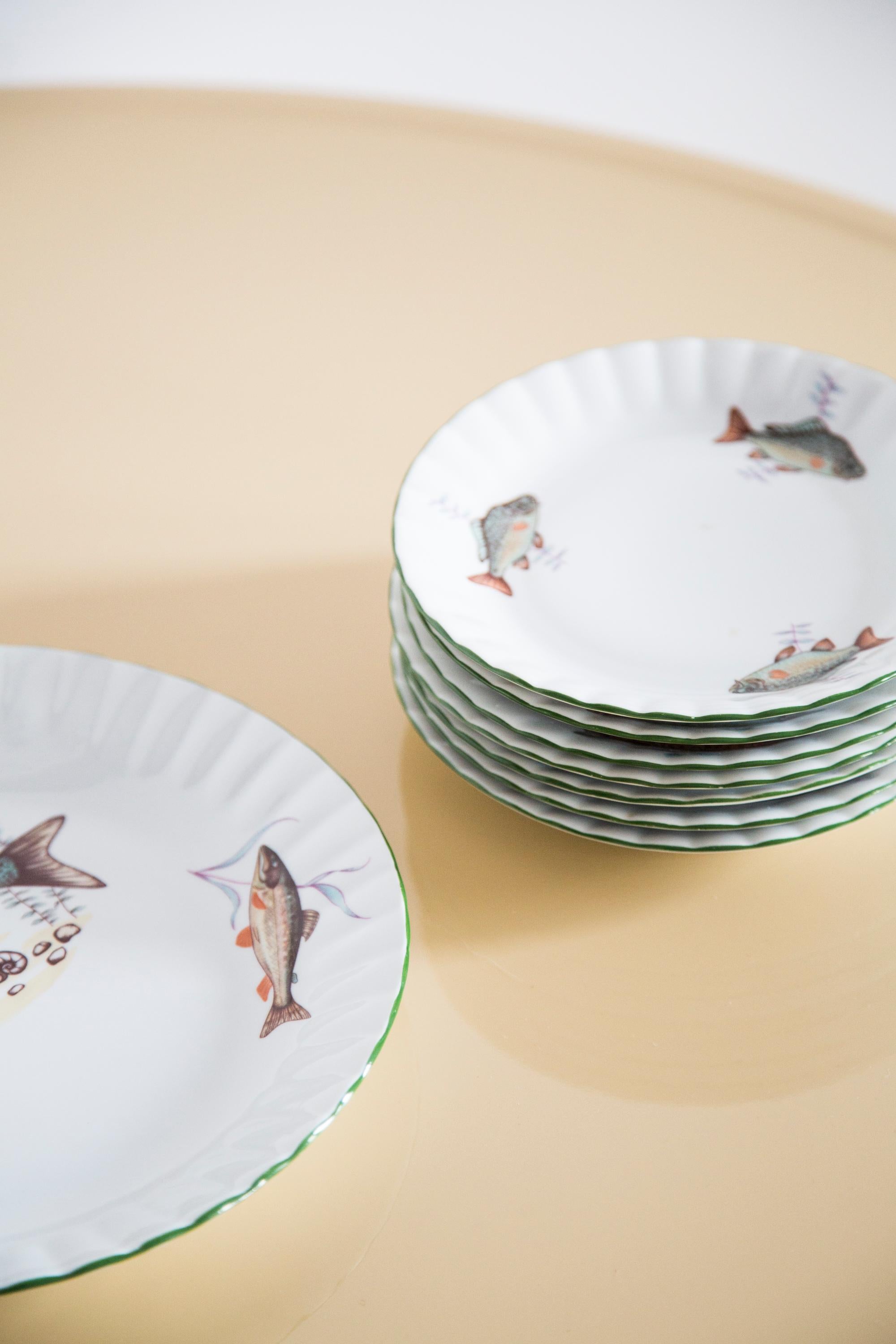 Set of 8 Mid Century Vintage Fishes Decorative Porcelain Plates, Poland, 1970s 3