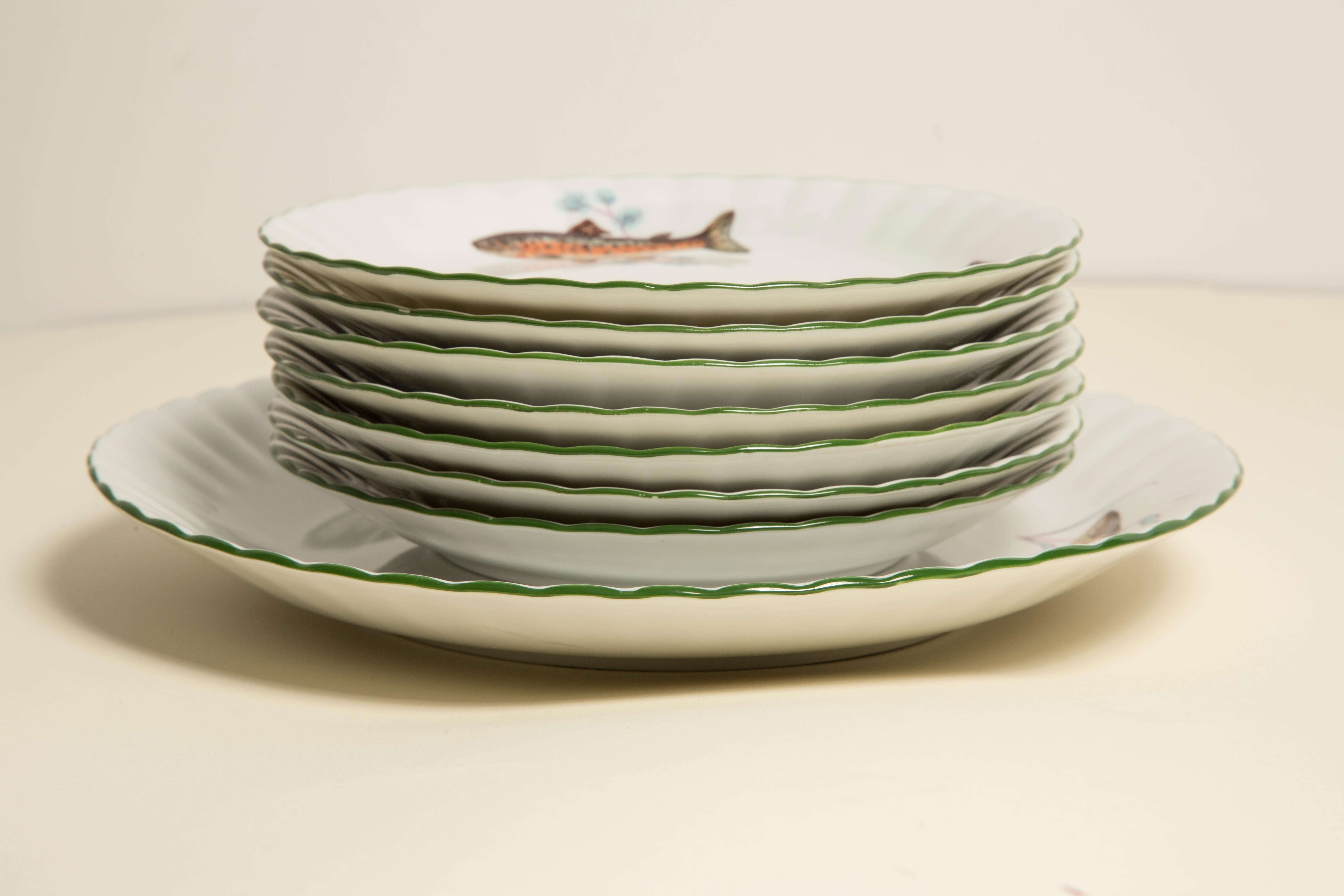 Set of 8 Mid Century Vintage Fishes Decorative Porcelain Plates, Poland, 1970s 7