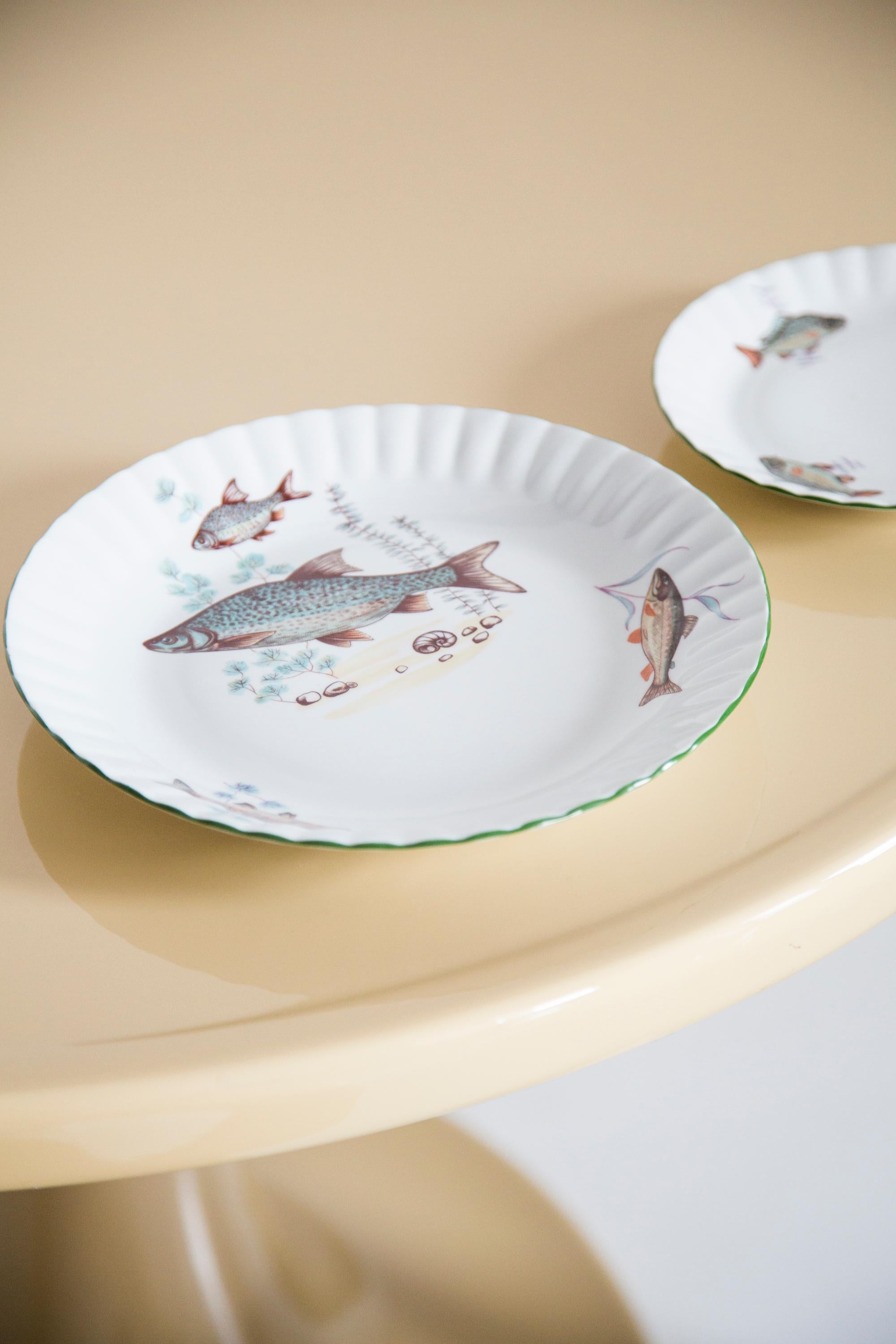 Set of 8 Mid Century Vintage Fishes Decorative Porcelain Plates, Poland, 1970s 1