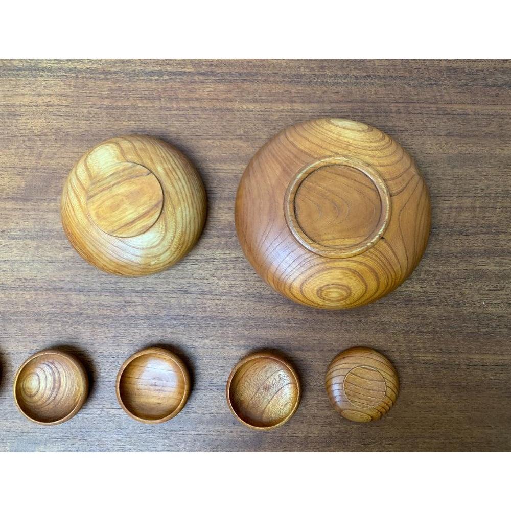 Set of 8 Mid-Century Wooden Bowls, 1960s For Sale 5
