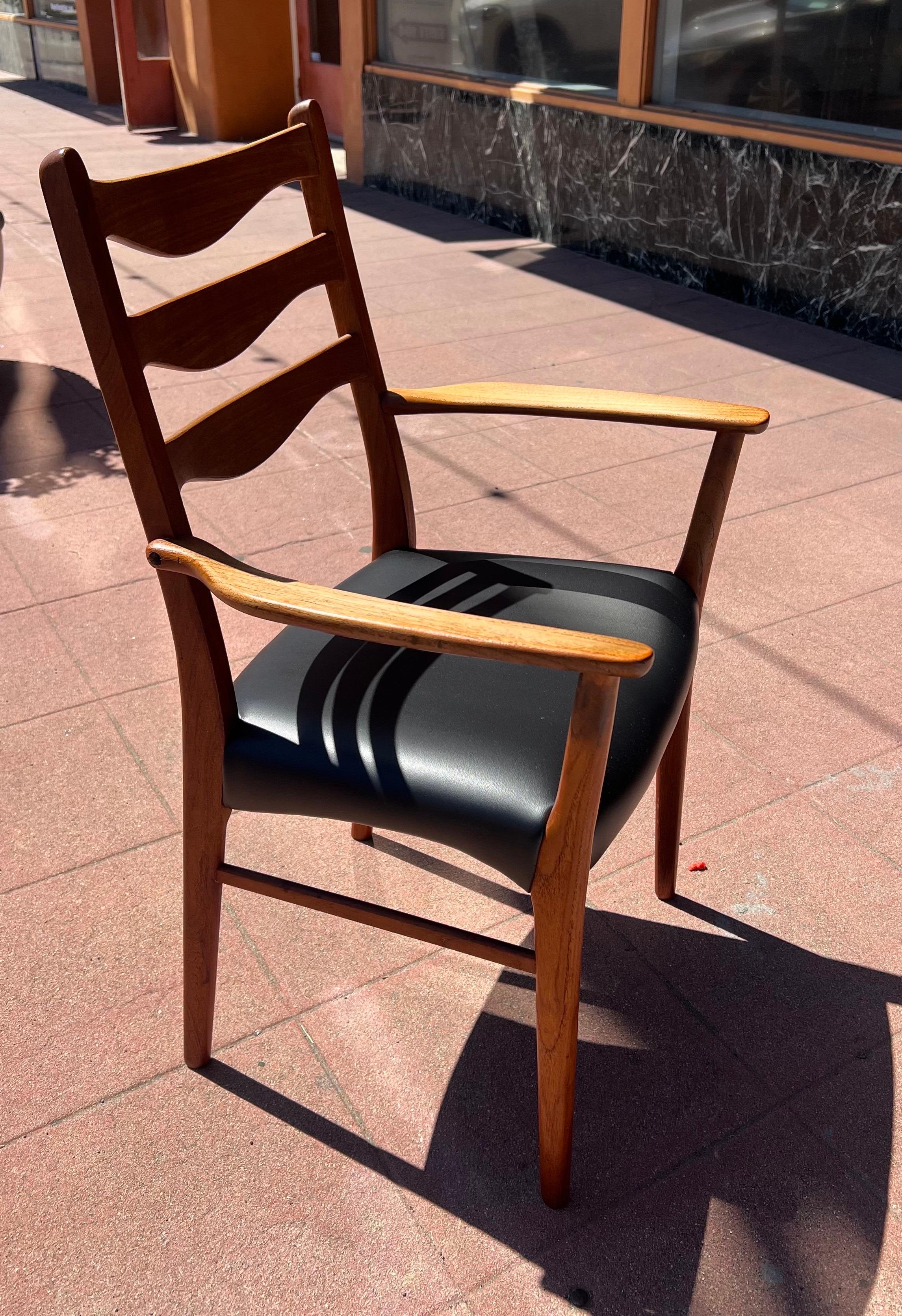  Set of 8, Midcentury Danish Modern by Arne Wahl Iversen Dining Chairs in Teak For Sale 4