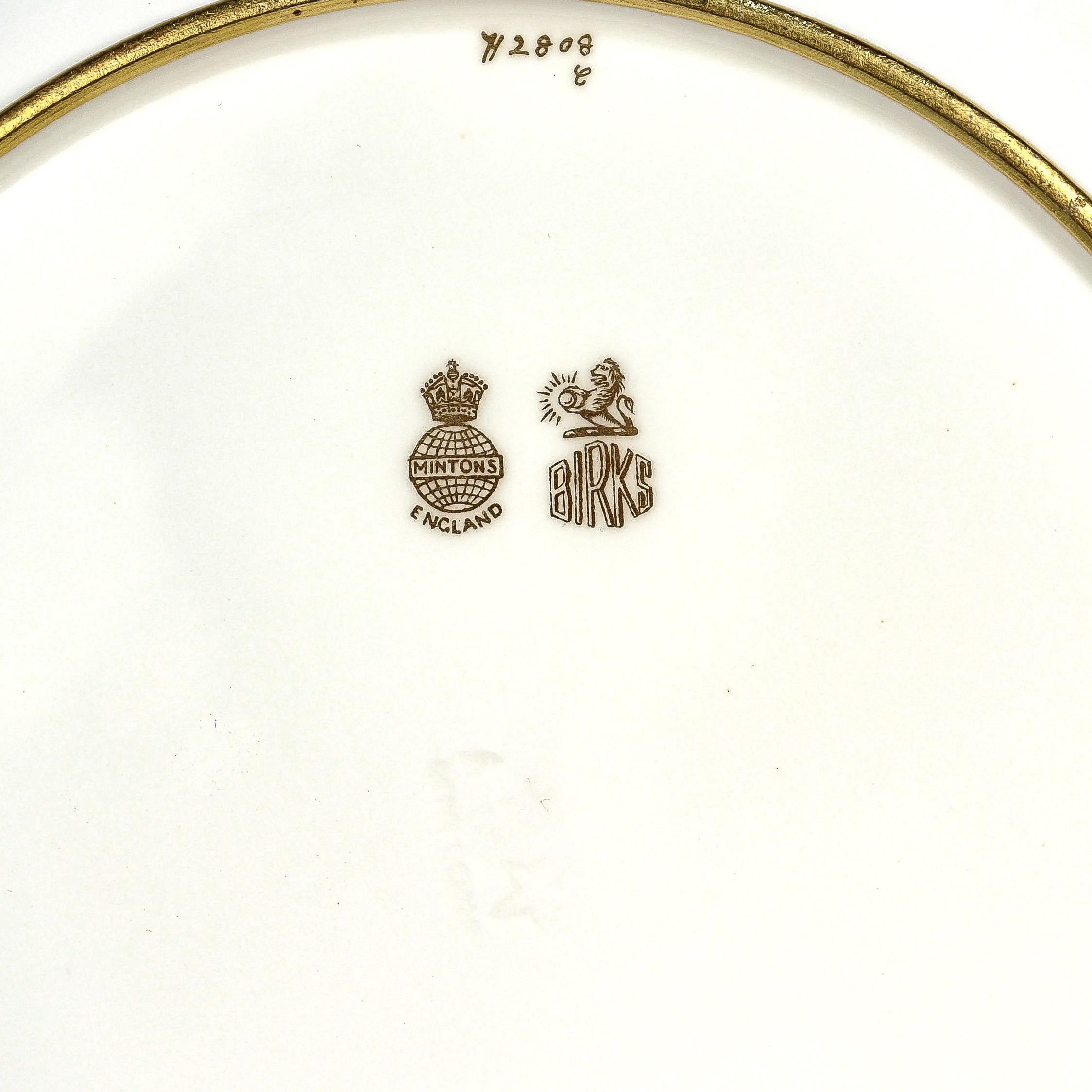 Ensemble de 8 assiettes à déjeuner en porcelaine de Minton fortement dorée Pâte-sur-pâte par Albion en vente 8