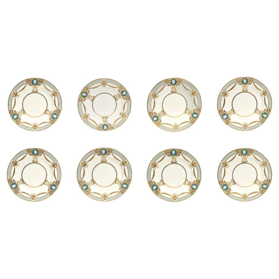 Ensemble de 8 assiettes à déjeuner en porcelaine de Minton fortement dorée Pâte-sur-pâte par Albion en vente