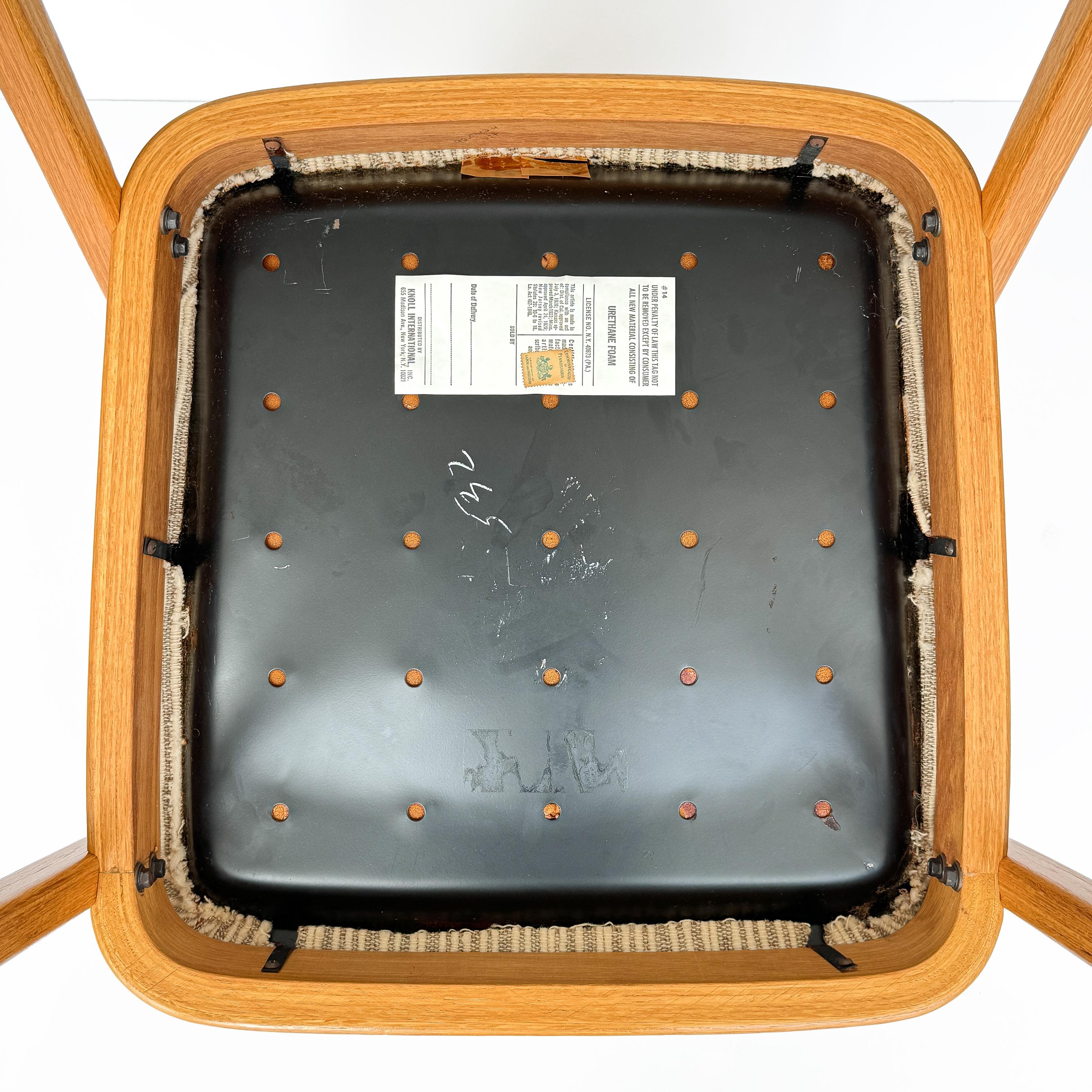 8 Stühle Modell 1105 OAK Dining Chairs von Don Pettit für Knoll im Angebot 11