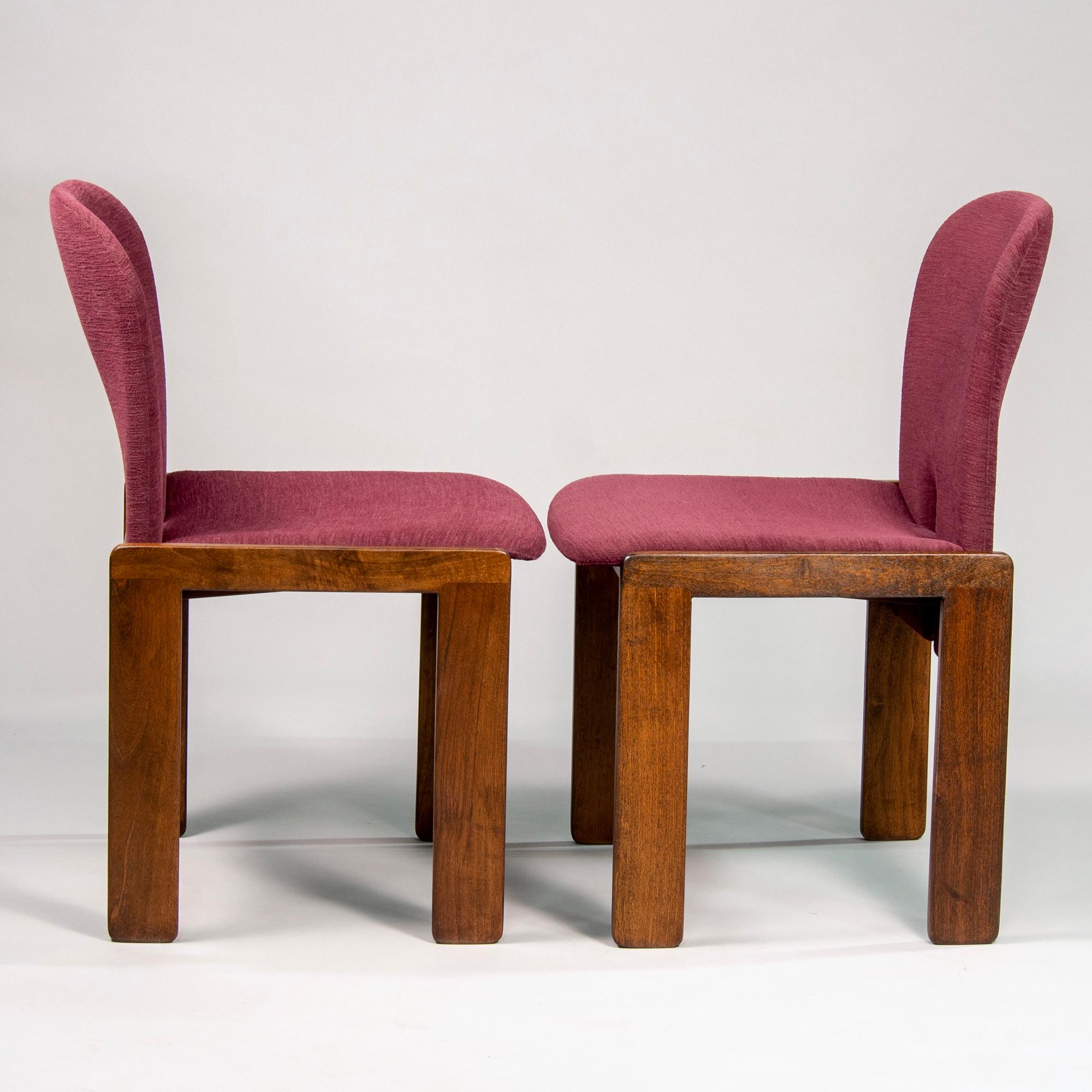 Mid-Century Modern Set of 8 Model 121 Chairs in Walnut by Afra and Tobia Scarpa for Cassina 