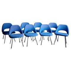 Ensemble de 8 chaises de salle à manger modèle 72 d'Eero Saarinen pour Knoll International 