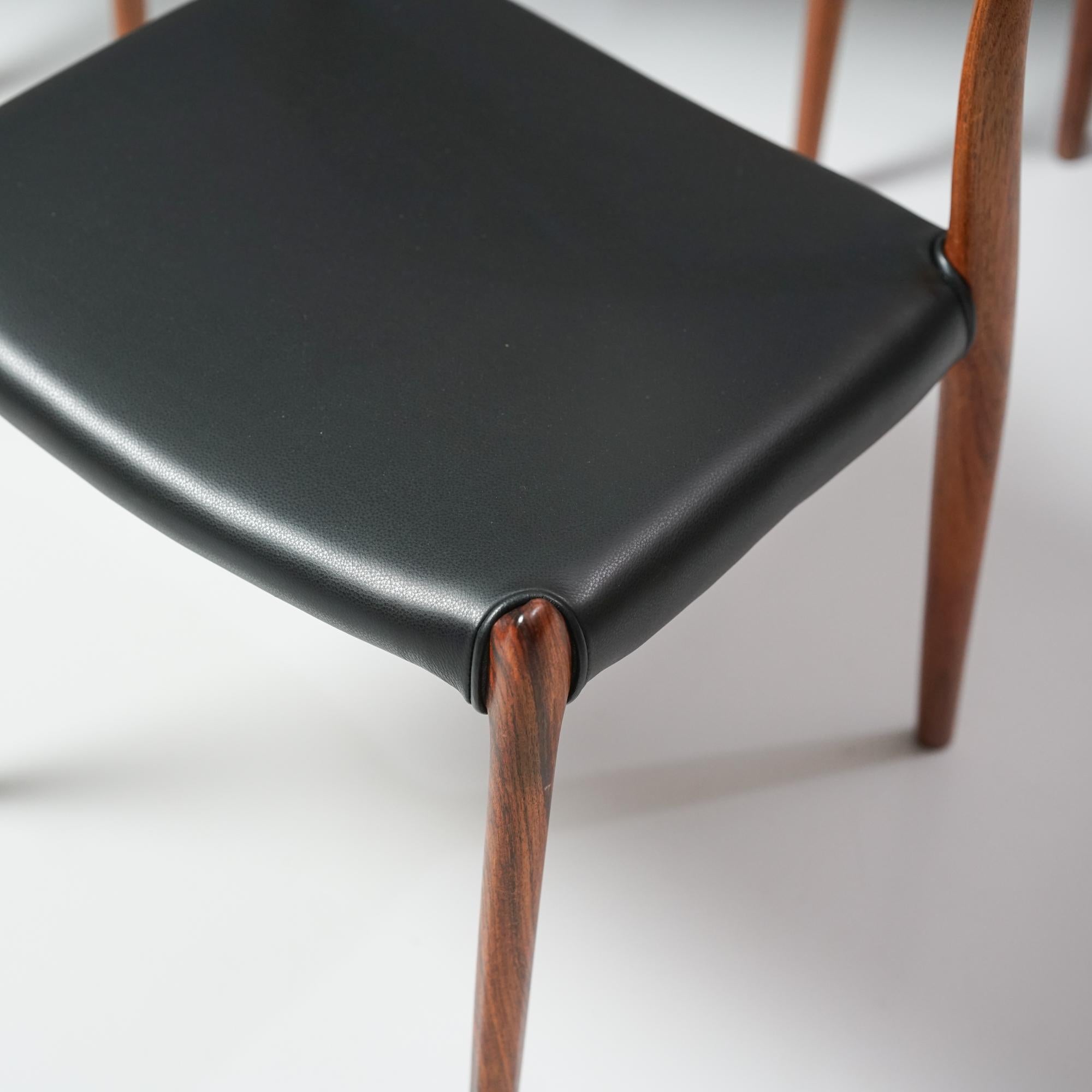 Milieu du XXe siècle Ensemble de 8 chaises modèle 78, Niels O. Møller, JL Møllers Møbelfabrik, 1950s/1960s en vente