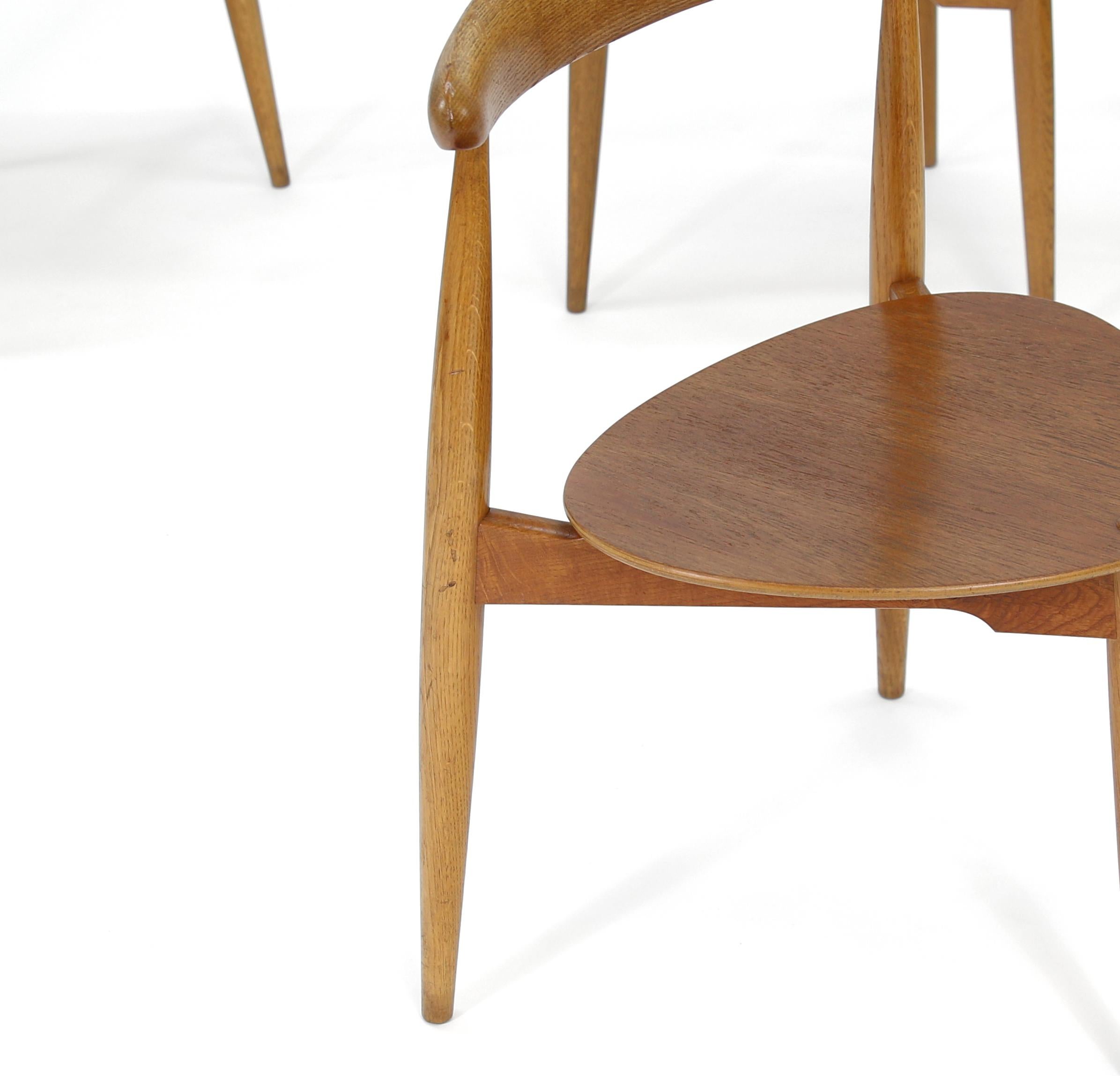 Set of 8 Model FH 4103“Heart” Chairs by Hans Wegner for Fritz Hansen, circa 1966 4