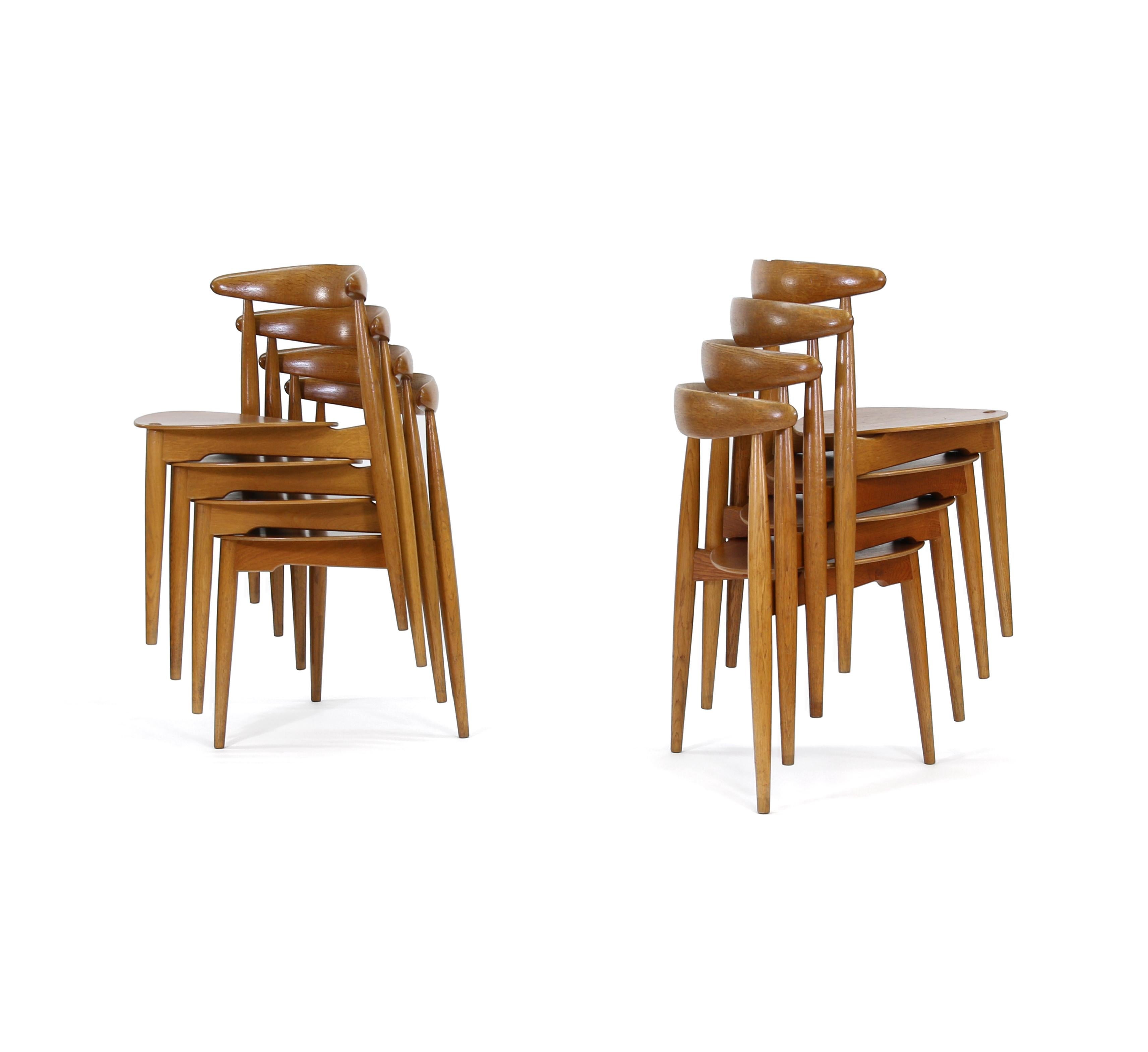 Oak Set of 8 Model FH 4103“Heart” Chairs by Hans Wegner for Fritz Hansen, circa 1966